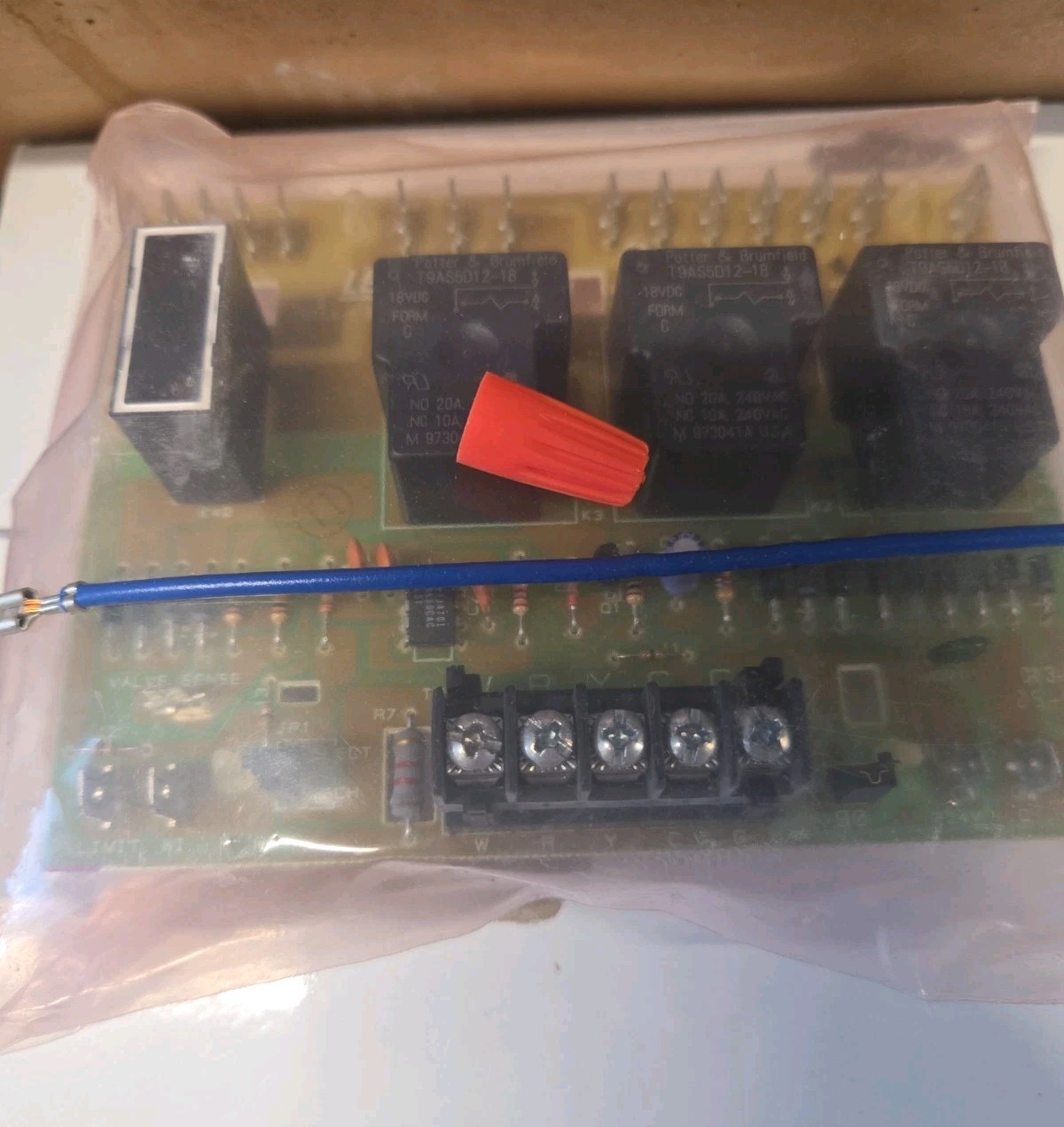 Lennox 48K98 Furnace Control Circuit Board Replacement LB-90678 NOS Factory Part