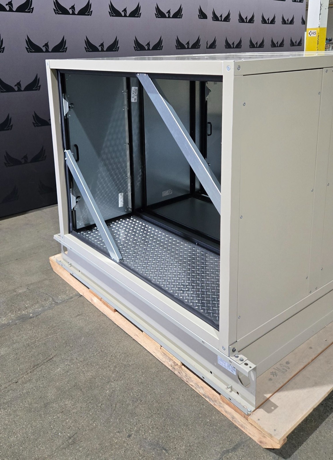 DAIKIN CAH012GDGM Air Handling Unit 10HP 460V 3PH ~4,000-6,000 CFM USED