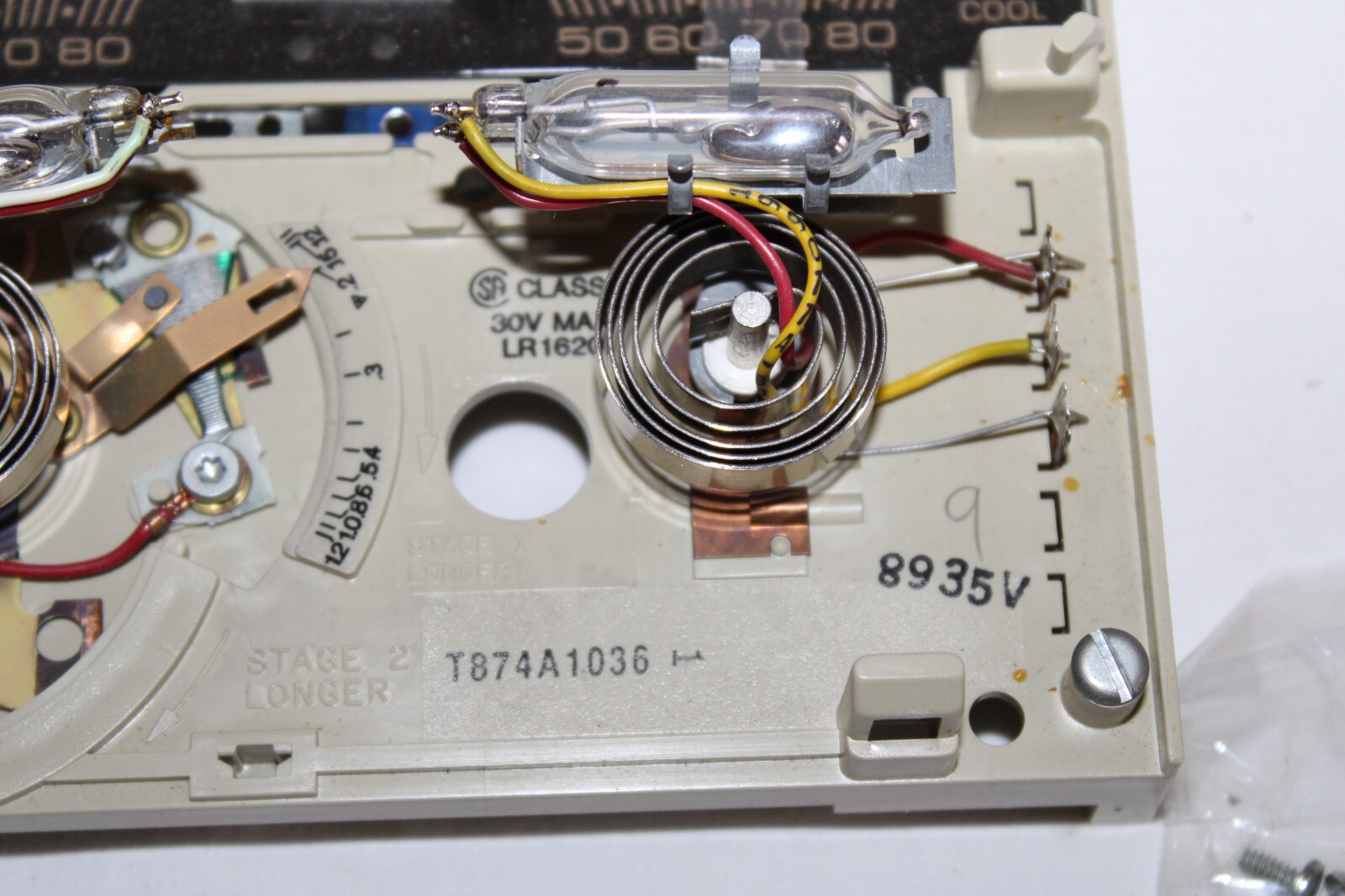 Honeywell T874A1036 Non-Programmable Thermostat Wall-Mounted 30V Max 50-80° F P3