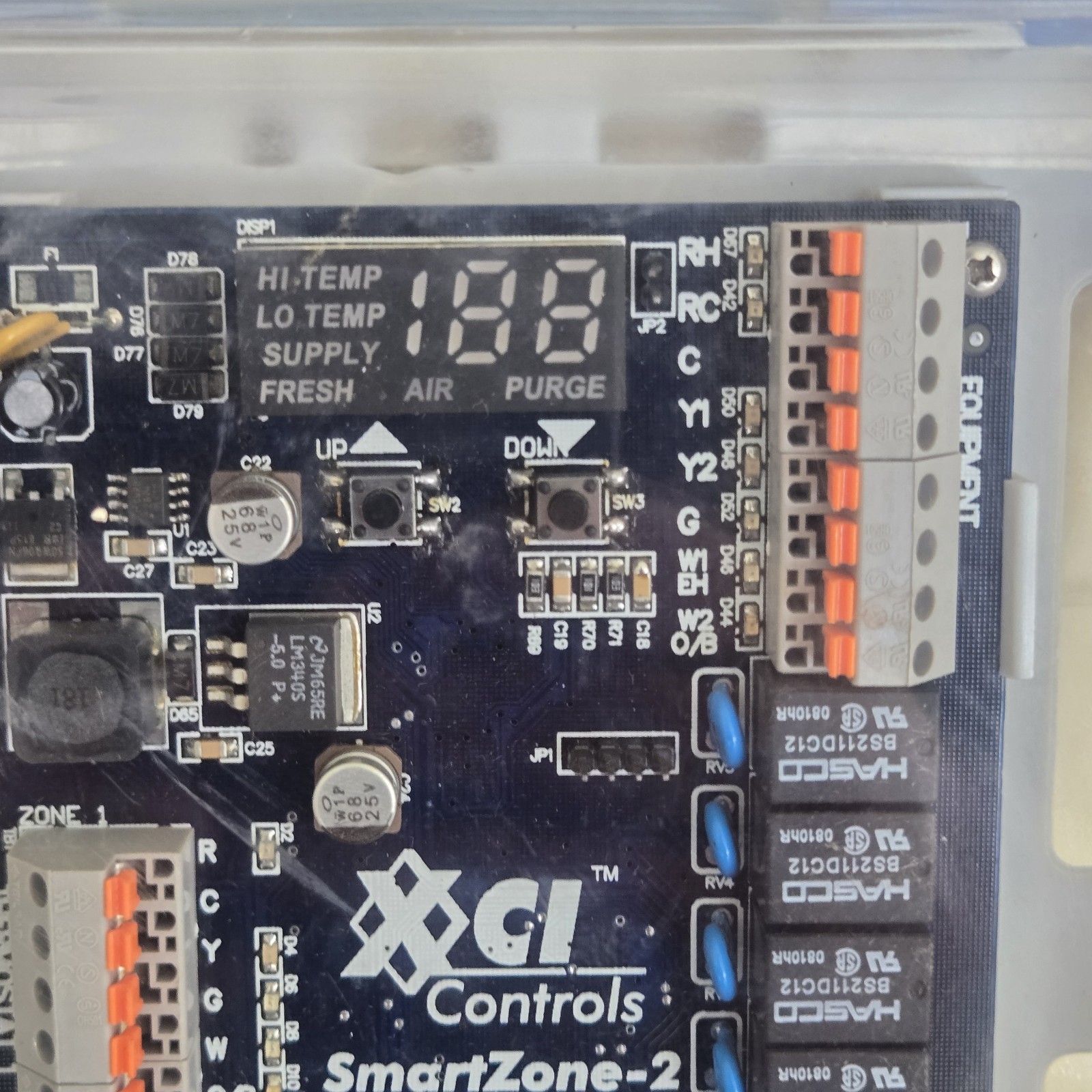 XCI Controls SmartZone-2 SZ-2DF HVAC Zoning Controller