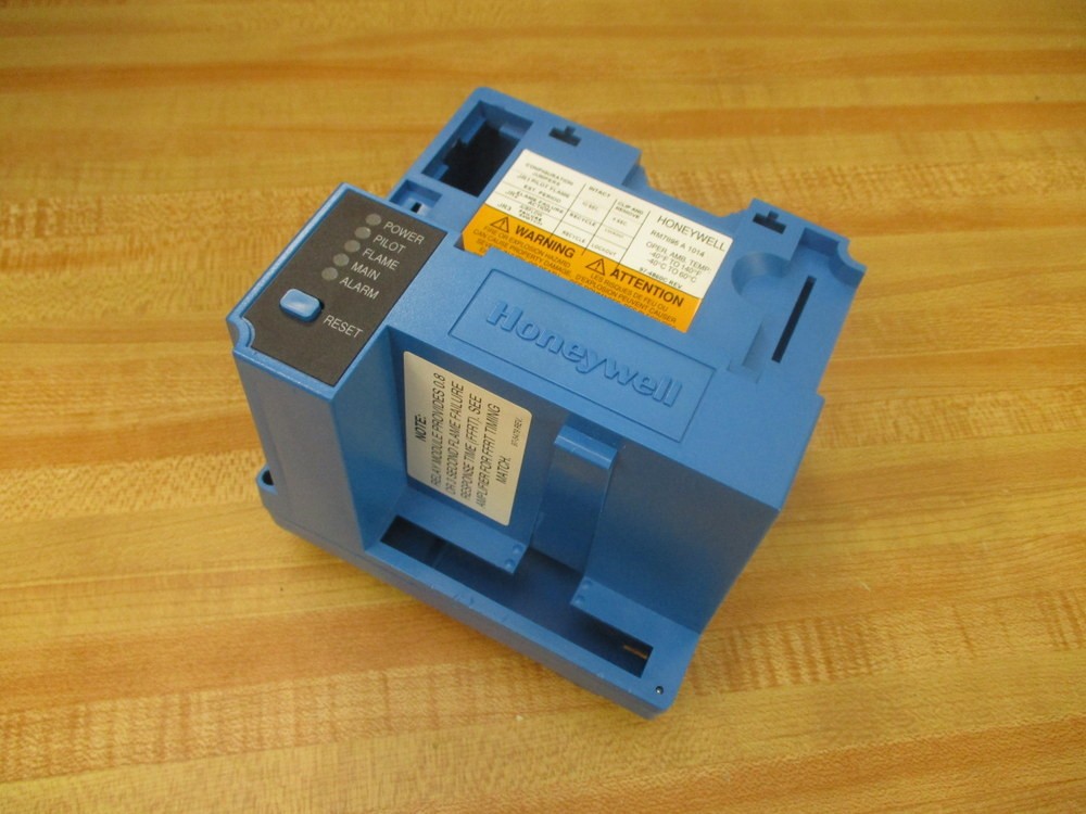 Honeywell RM7895A-1014 Burner Controller RM7895A1014 ENCLOSURE ONLY