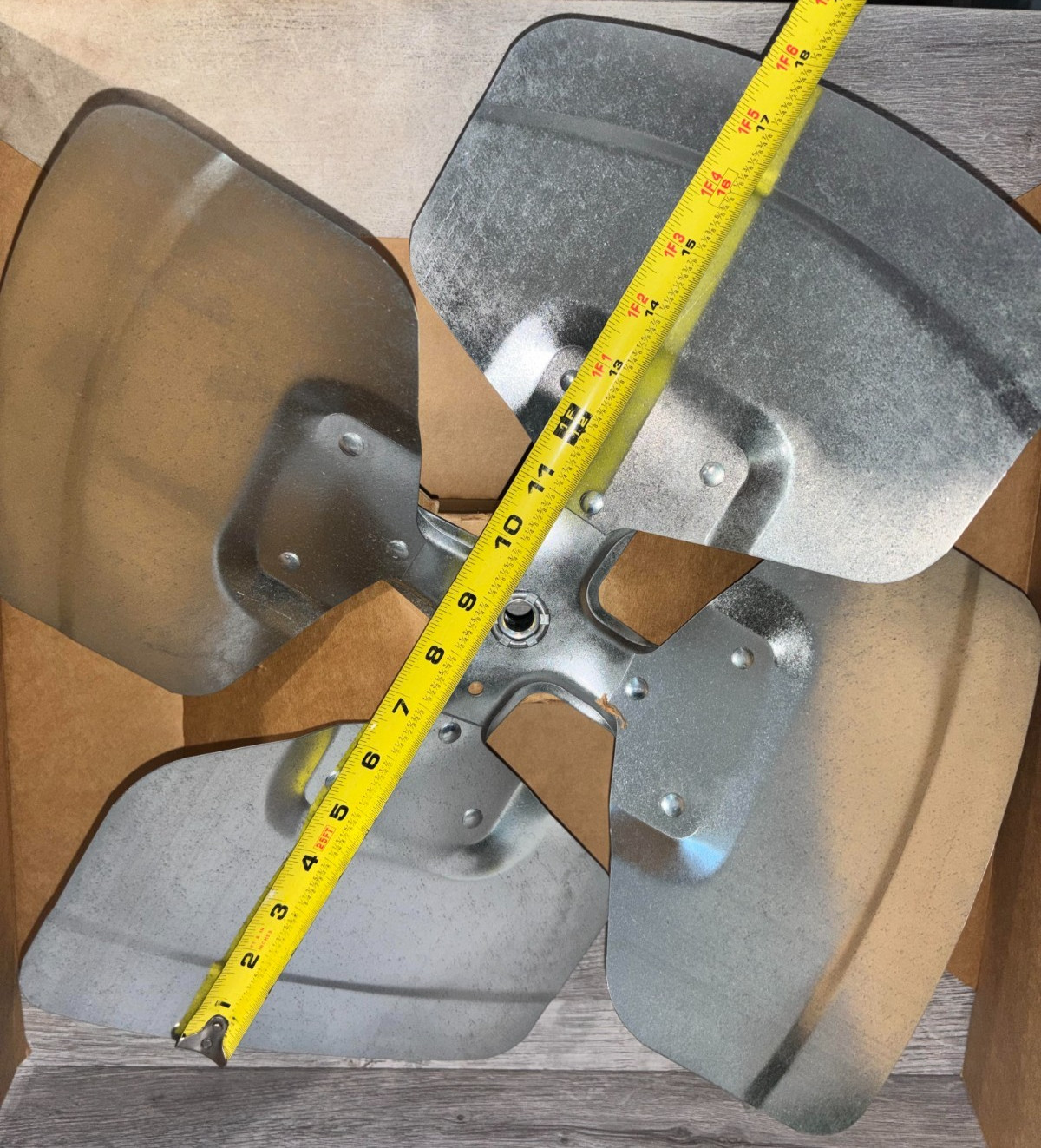 98M19 LENNOX FAN BLADE BRAND NEW 18″, 4 Blade, 27 Degree, 1/2″ Bore