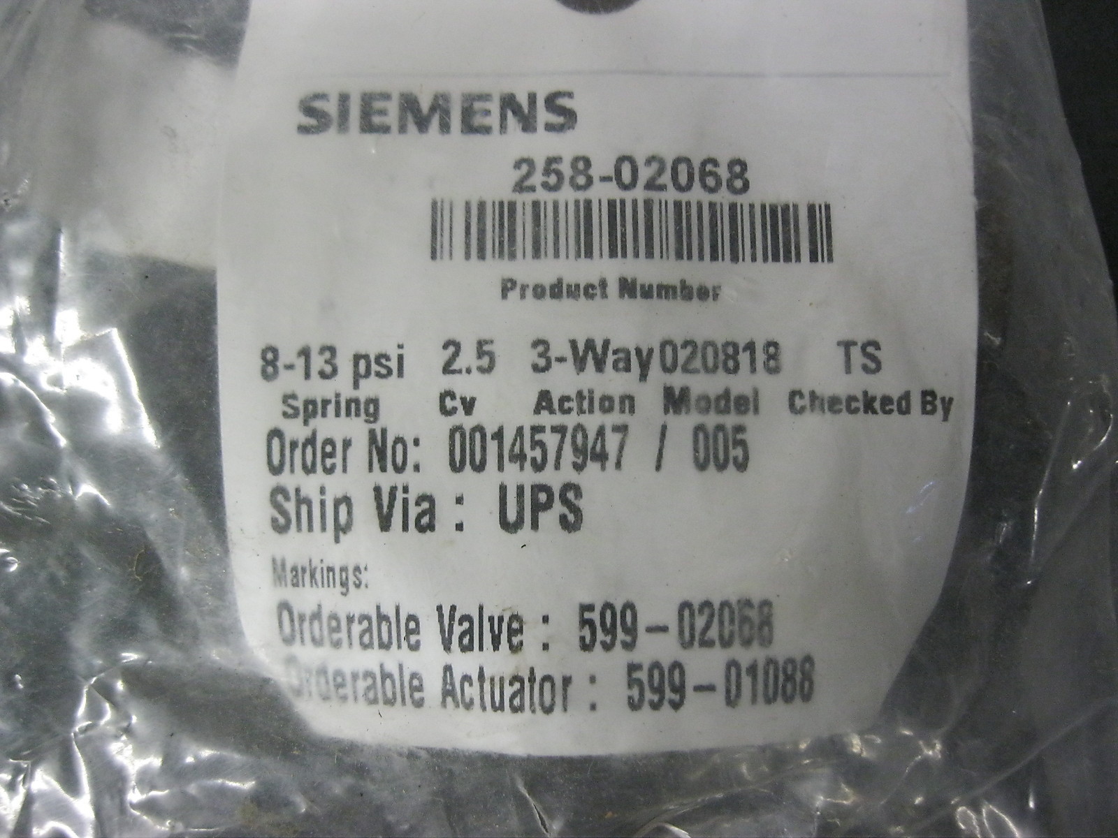 Lot of 2 Siemens MT 3-way 1/2″ pneumatic-actuated Water Mixing Control Valves