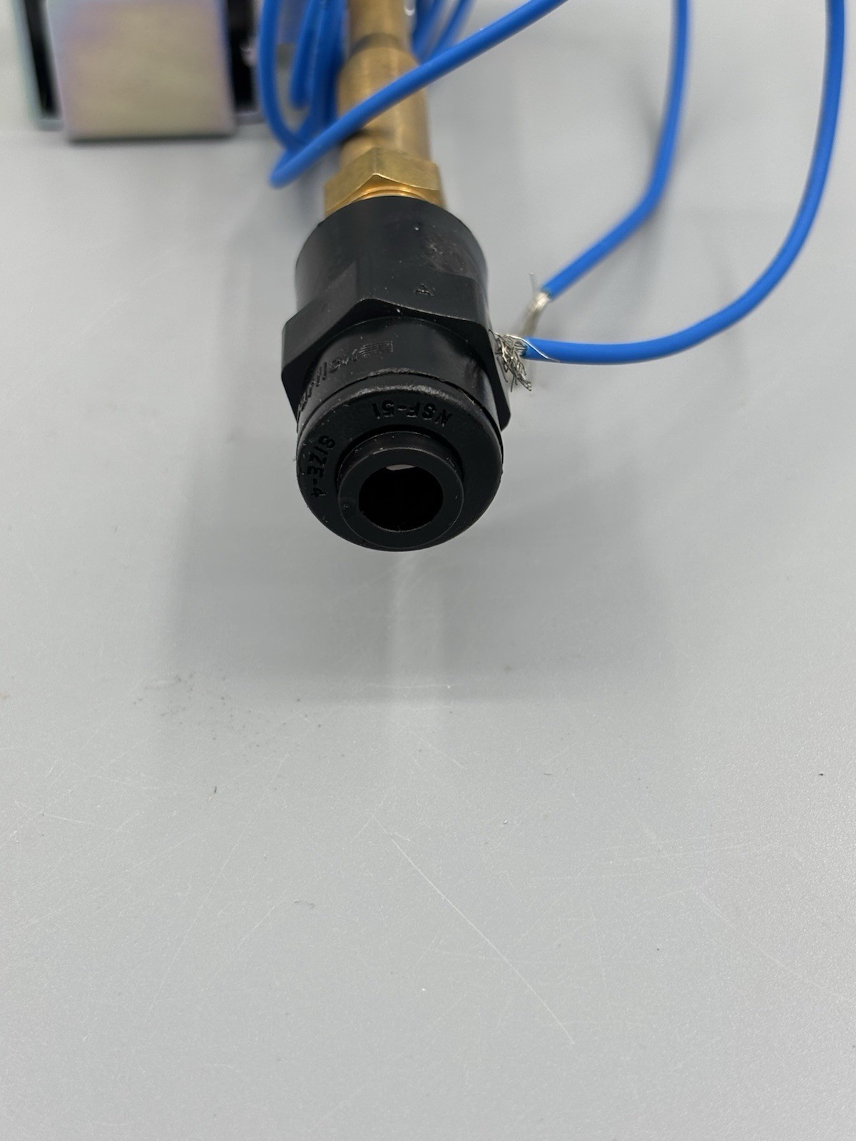 Honeywell 50041883-002 AC Solenoid Valve for HE100 and HE200
