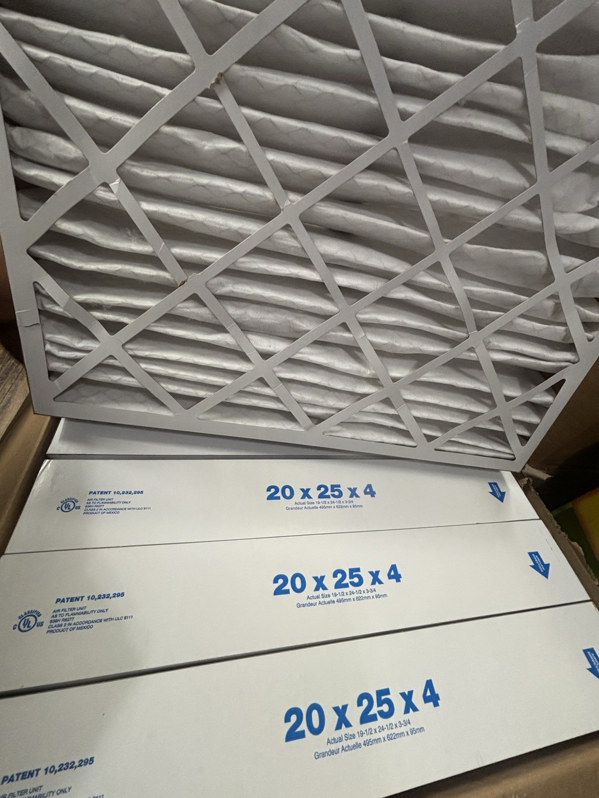 20x25x4 MERV 13 AC Air Filters 6 PACK. Slight Damage Does Not Affect Usability