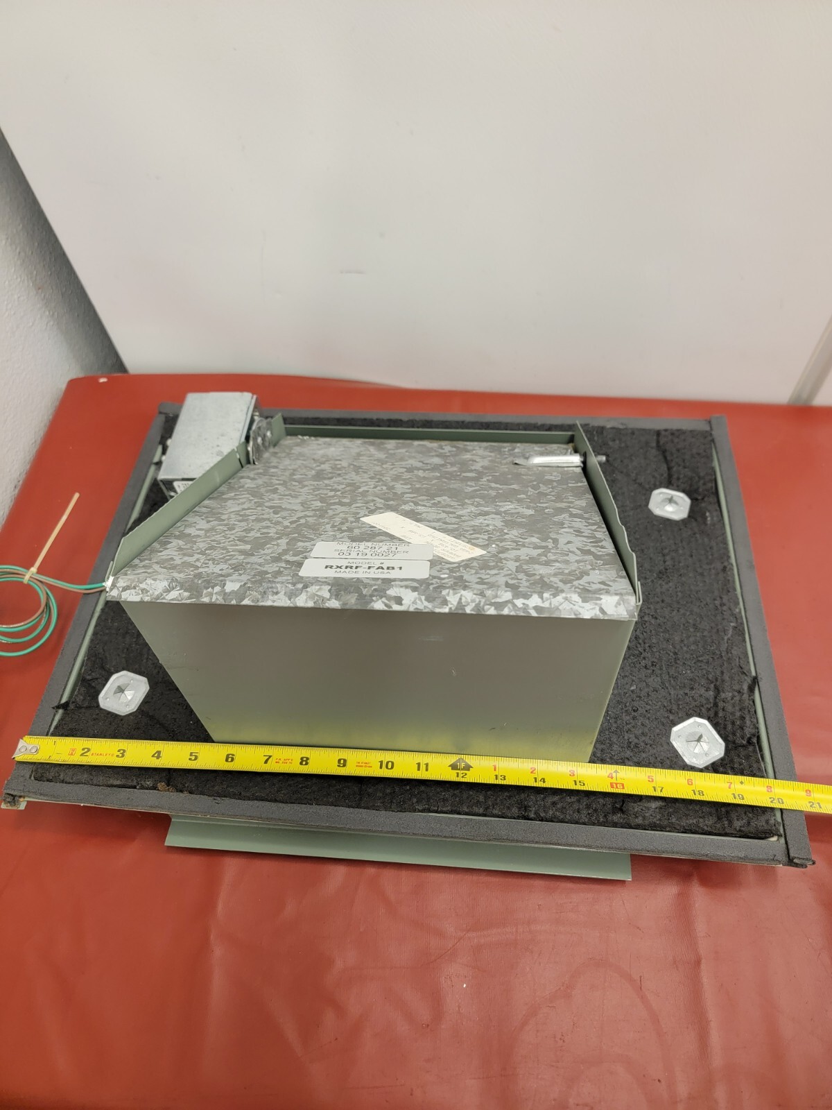 Honeywell Fresh Air Damper. 35% Manual. 1FA0406. RXRF-FAB1. New Open Box.