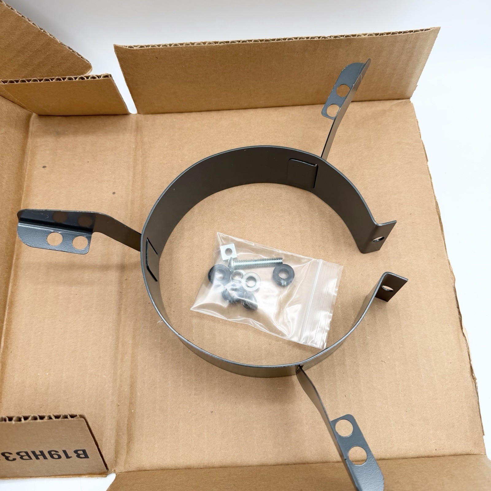 Fasco FM55 8725-6017 5-5/8in 3-Leg Torsion Flex Mount Bracket Blower UL CSA