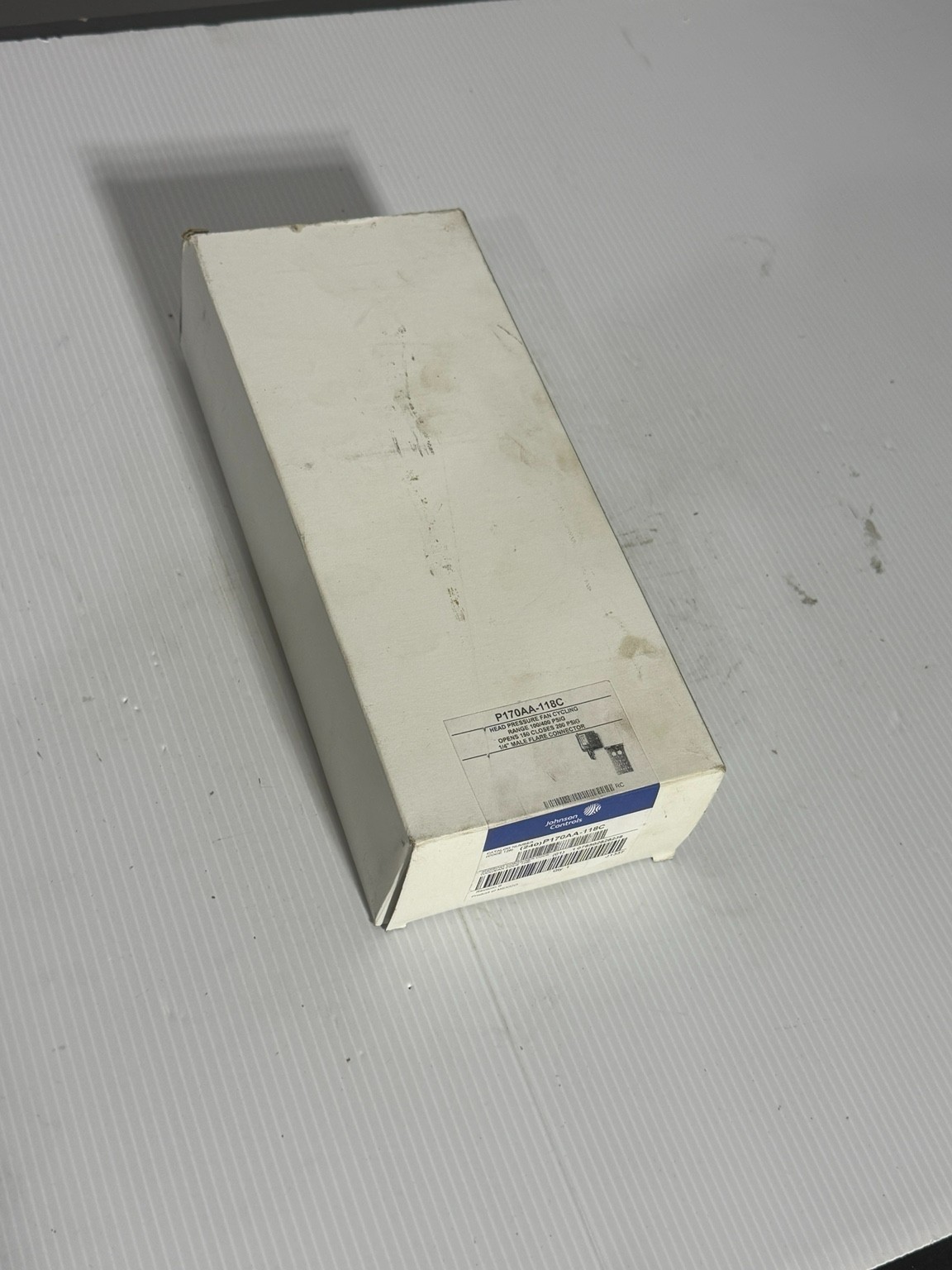 Johnson Controls P170AA-118C Head Pressure Fan Cycling Control New Open Box