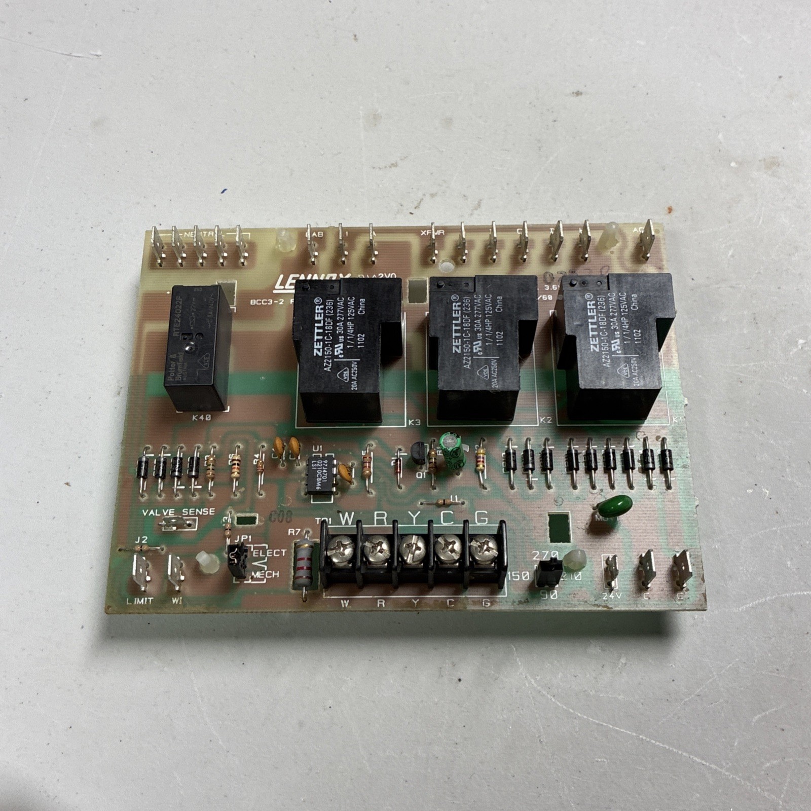 Lennox OEM BCC3-2 Rev B LB-90676 Furnace Control Board