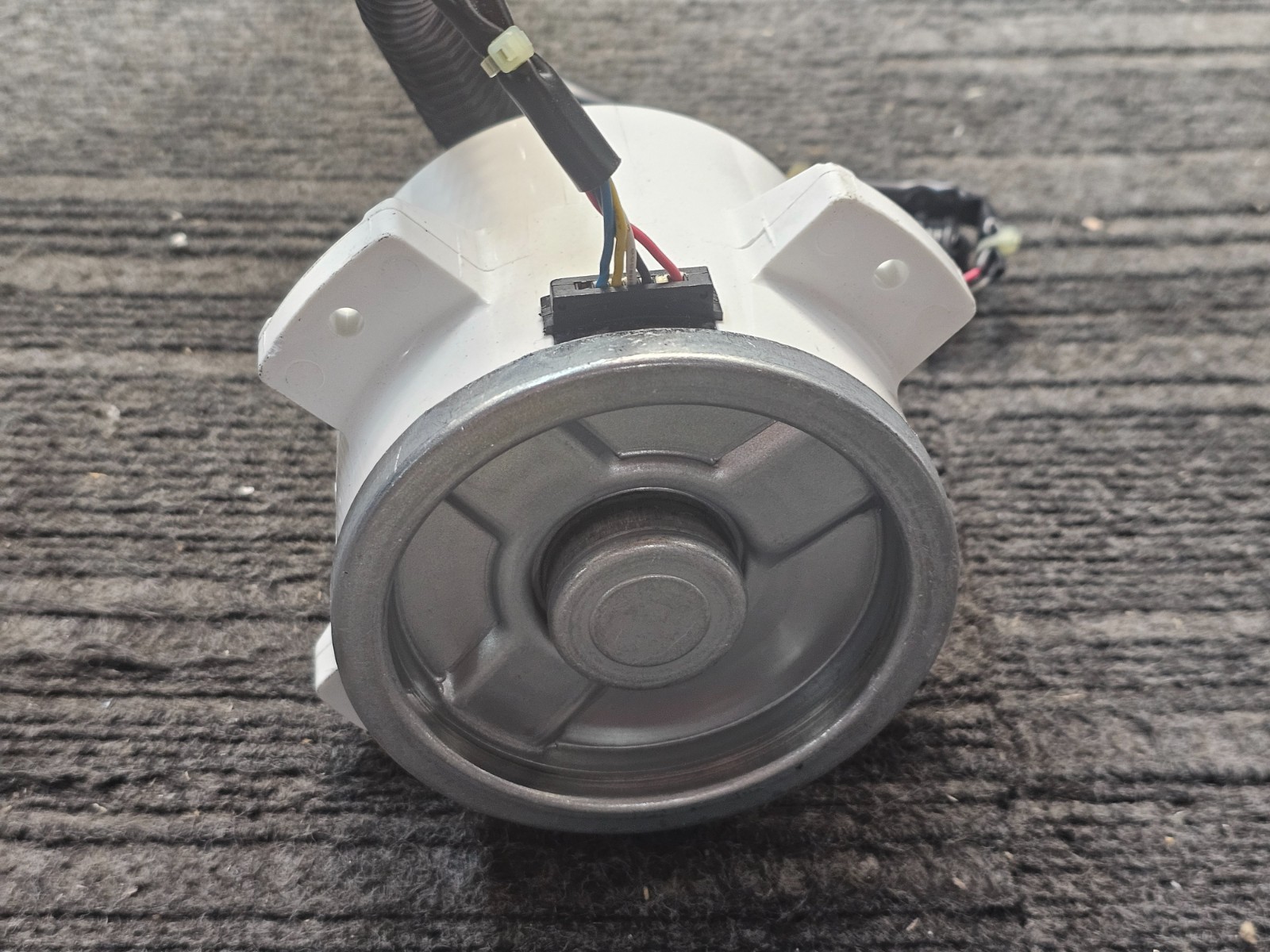 Panasonic ZKSP-200-8-1 Air Conditioning Brushless DC Motor 380V 200W EHTS10AKB