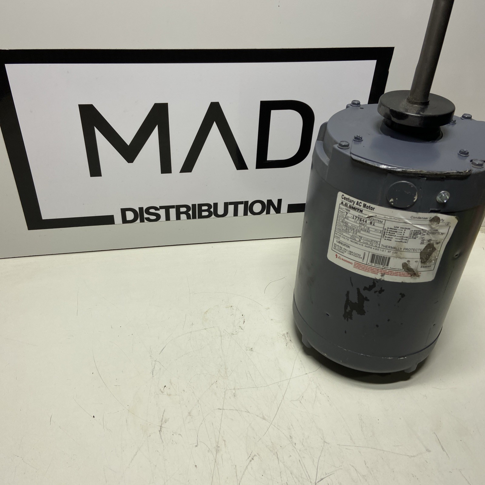 Century H696 1HP 3-Phase 1140RPM Condenser Fan Motor No Box