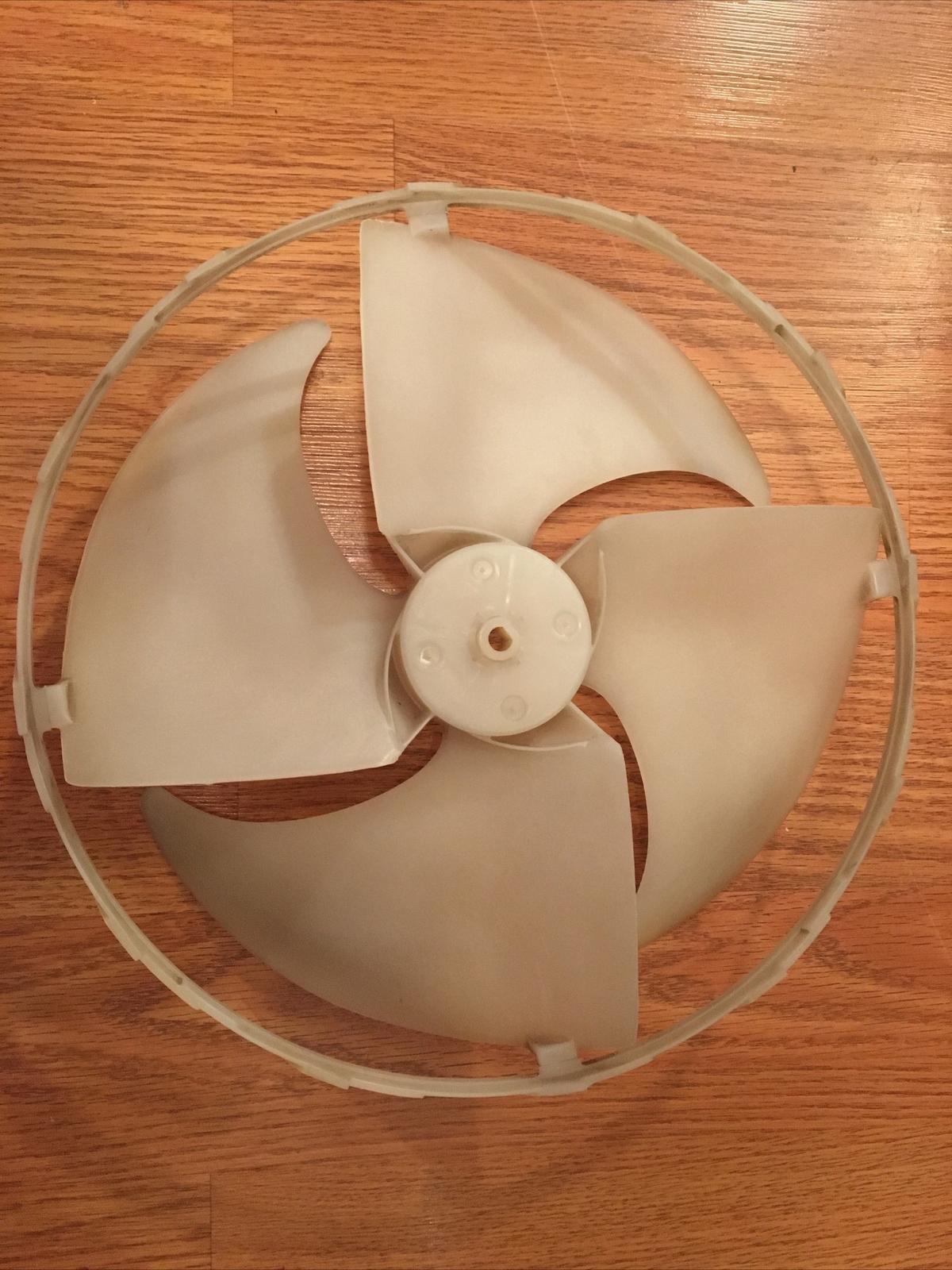 GE ac model: AEM08LXQ1 Condenser Fan Blade 11.65×2.40 in Shaft 5/16 in