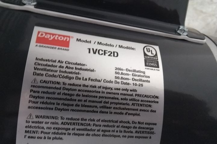 Dayton 1VCF2 1/4 HP 1100/850 RPM 115VAC 20 In Blade Standard-Duty Industrial Fan