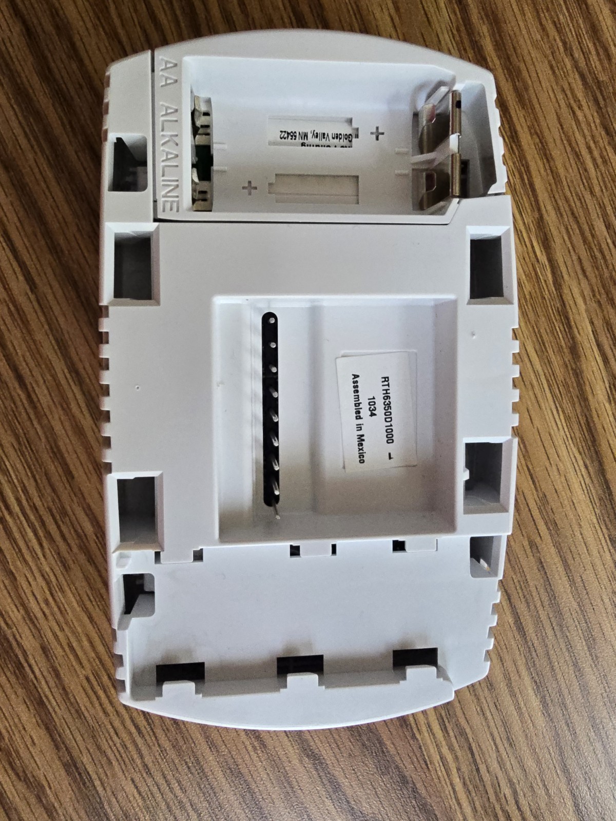 Honeywell RTH6350D 5-2 Day Programmable Thermostat with Wall Plate – Tested