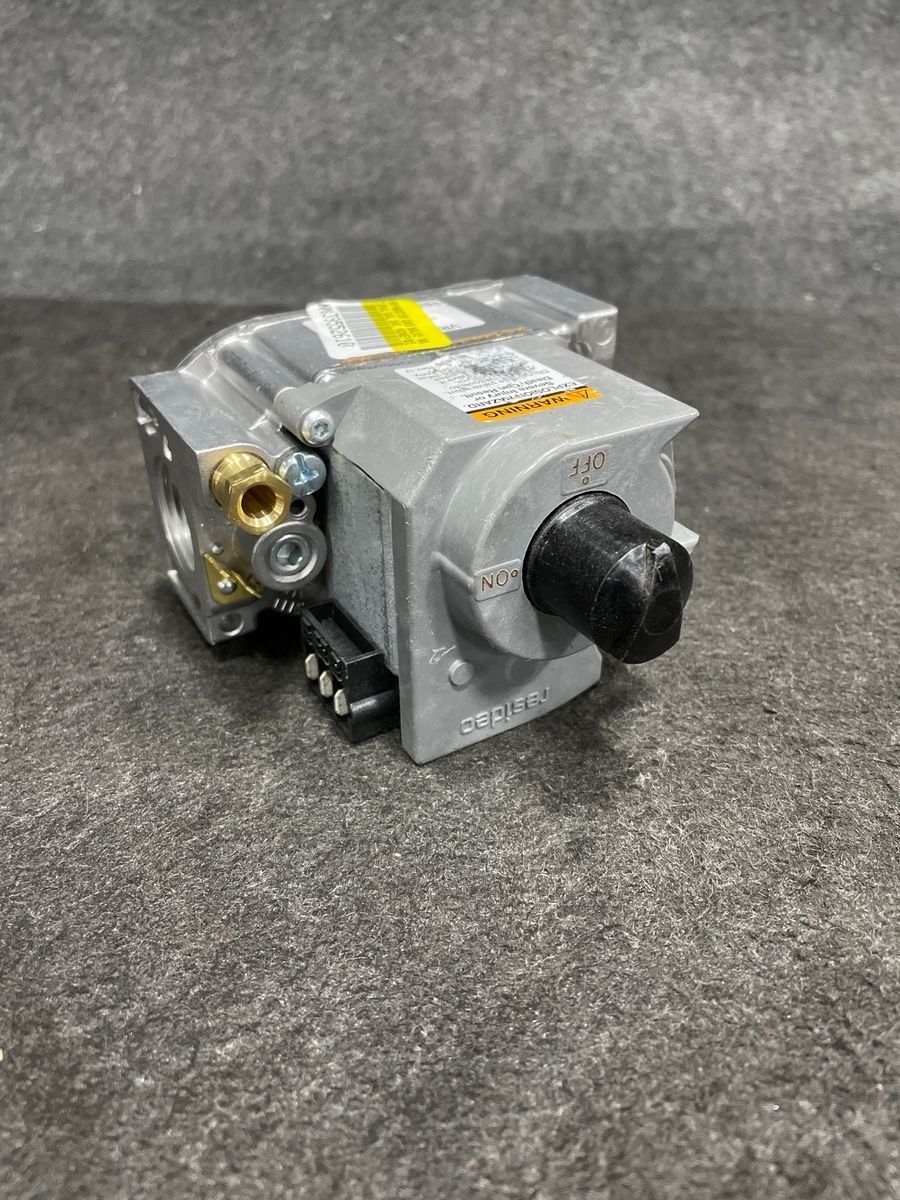 RESIDEO Natural Gas Valve 24V 3.5″ WC Nat 3/4″ VR8304M4002