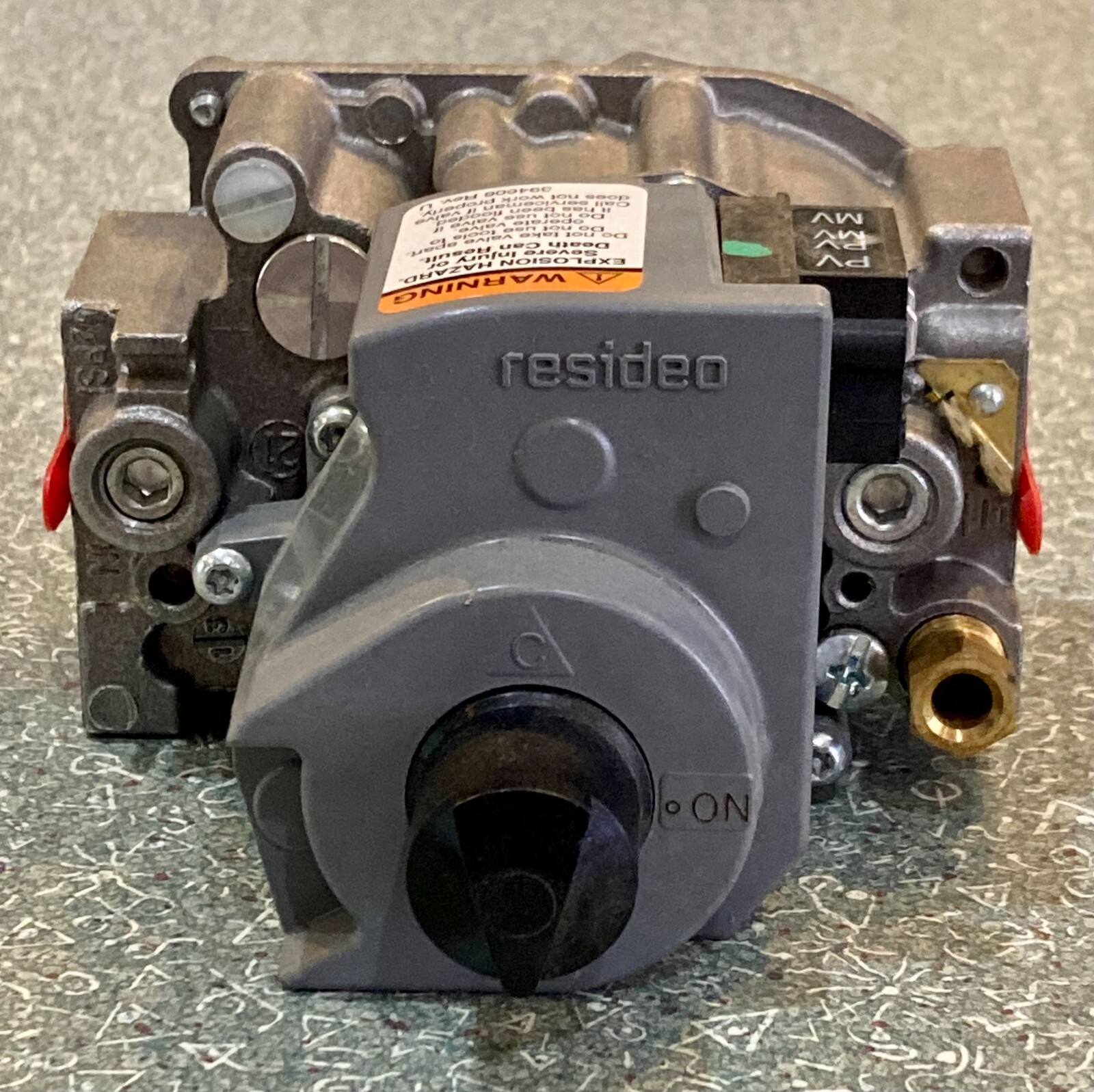 Honeywell VR8304P4348 Class 2 Transformer Furnace Control Gas Valve