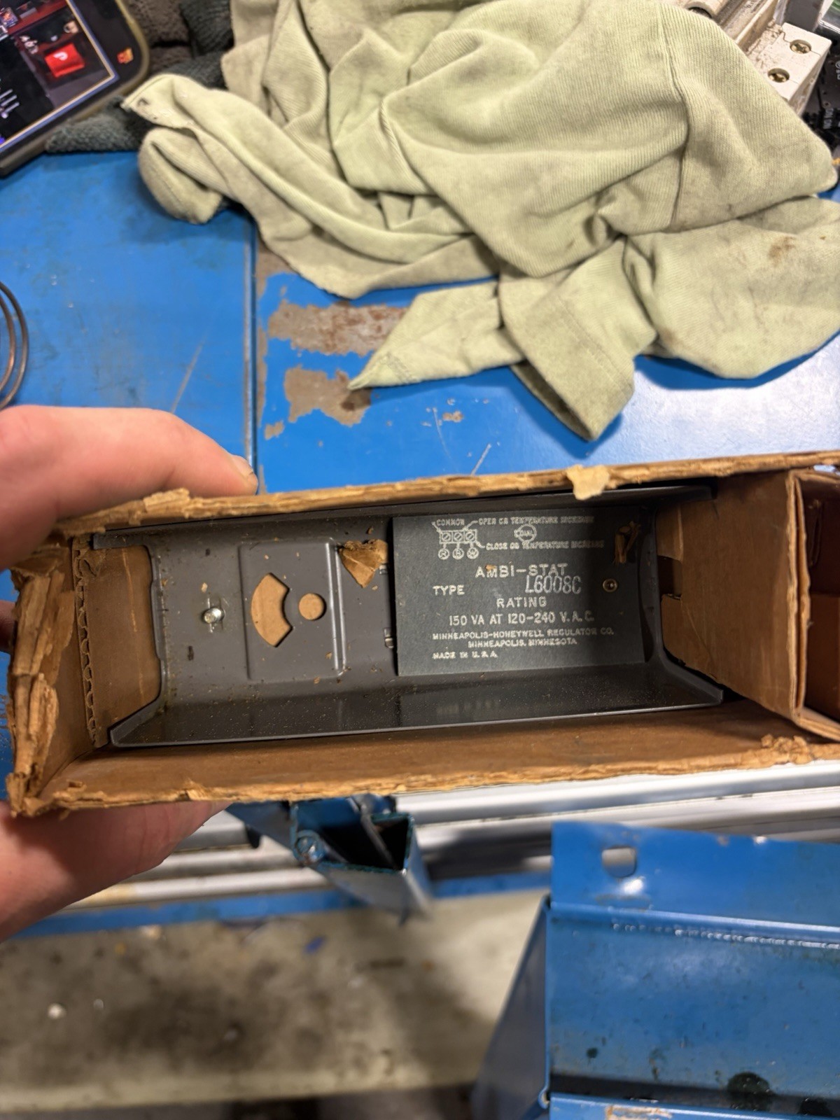 NEW OPEN BOX HONEYWELL L6008C 1665 1 AMBI-STAT CONTROLLER SPDT RANGE