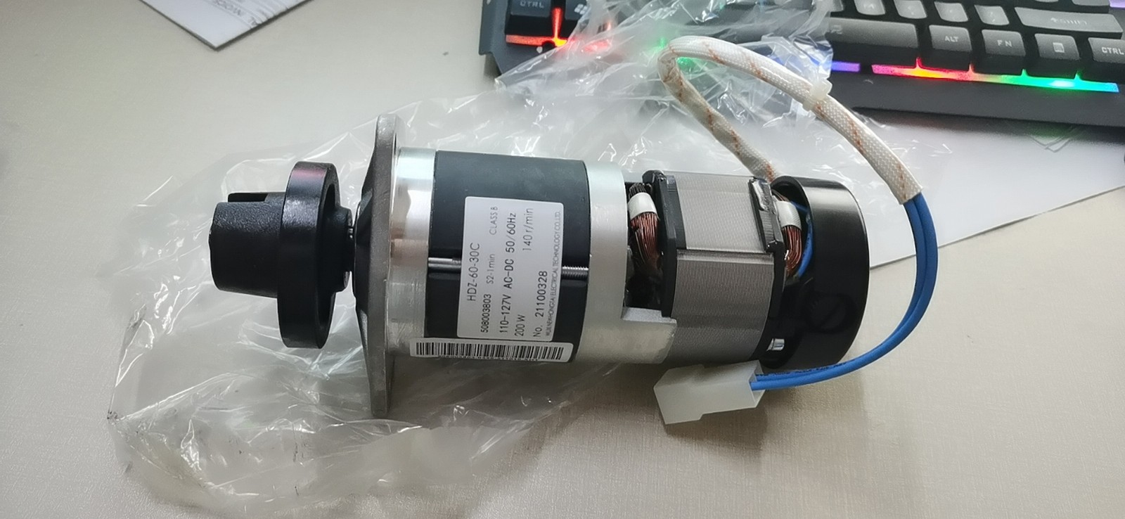 New generic HDZ-60-30C HDZ MOTOR MIN 110-127 V AC-DC 50/60 HZ 200 W Free DHL