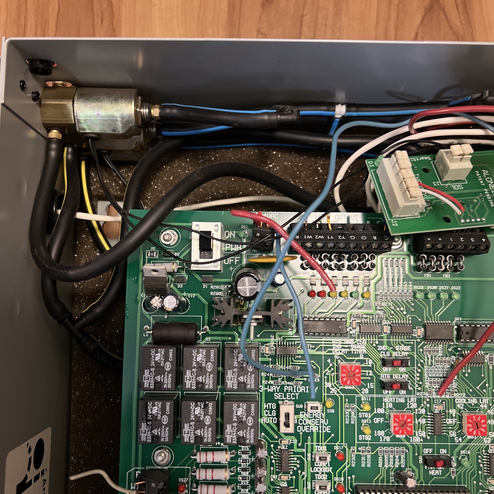 Arzel Zoning Technology Air Boss 4 Zone Furnace Damper Control Board Panel HVAC