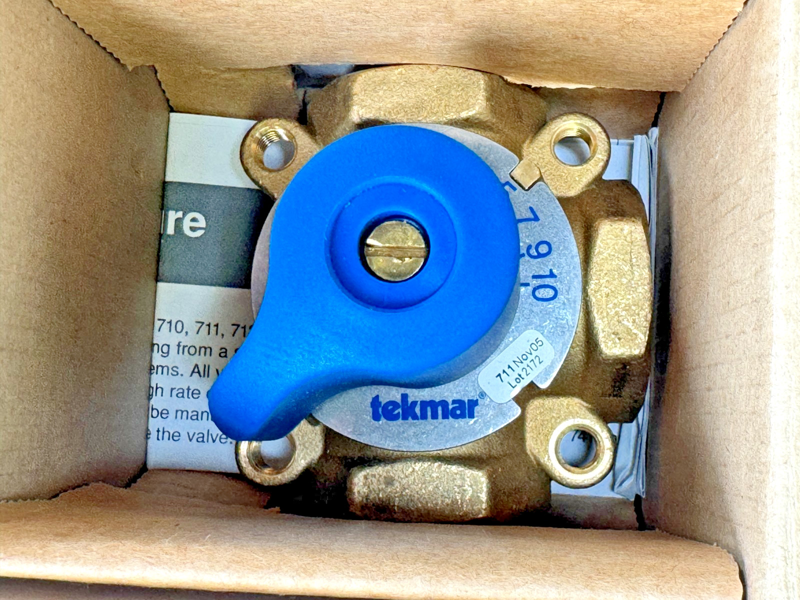 TEKMAR 711 3-Way Mixing Valve 1″ NPT Brass *NIB*