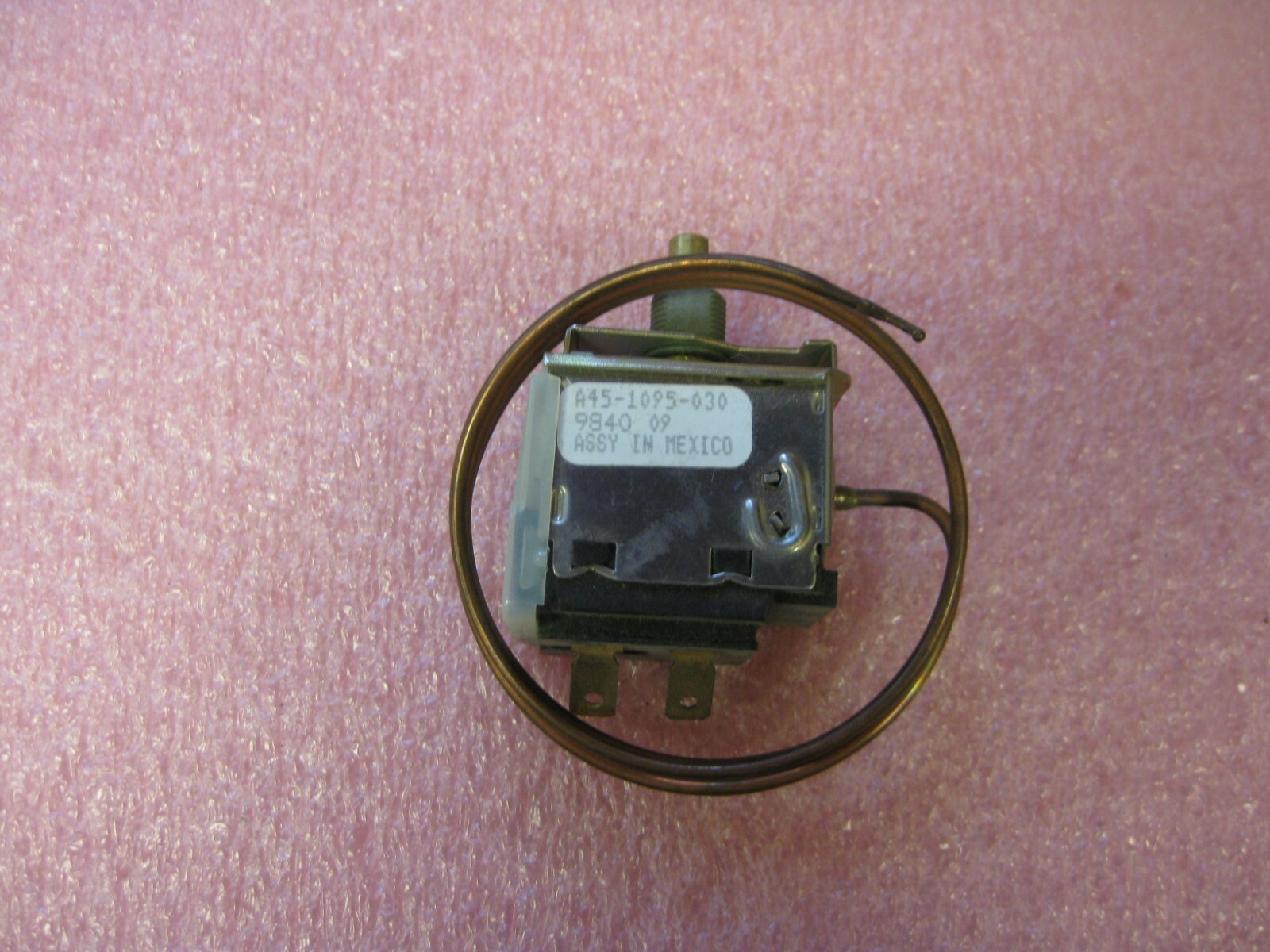 A45-1095-030 RANCO AUTO PART THERMOSTAT (LOT OF 1)