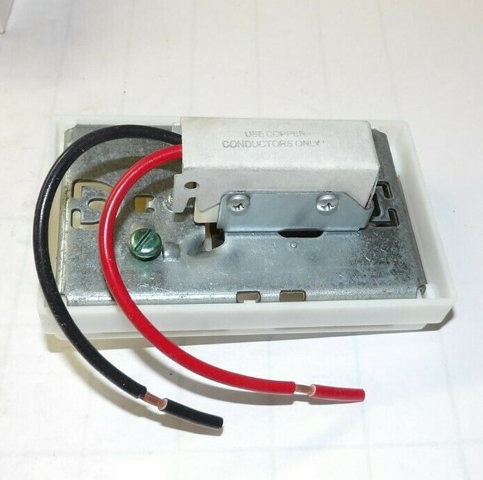 NEW ROBERTSHAW LINE VOLTAGE THERMOSTAT WITH THERMOMETER 25 A 240 VAC 1TKG1 803