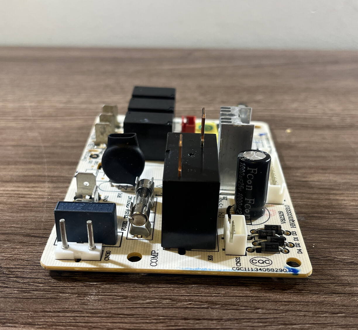 Genuine OEM GE ac model: AHTK08AAW1 Power Supply Board 0011800333