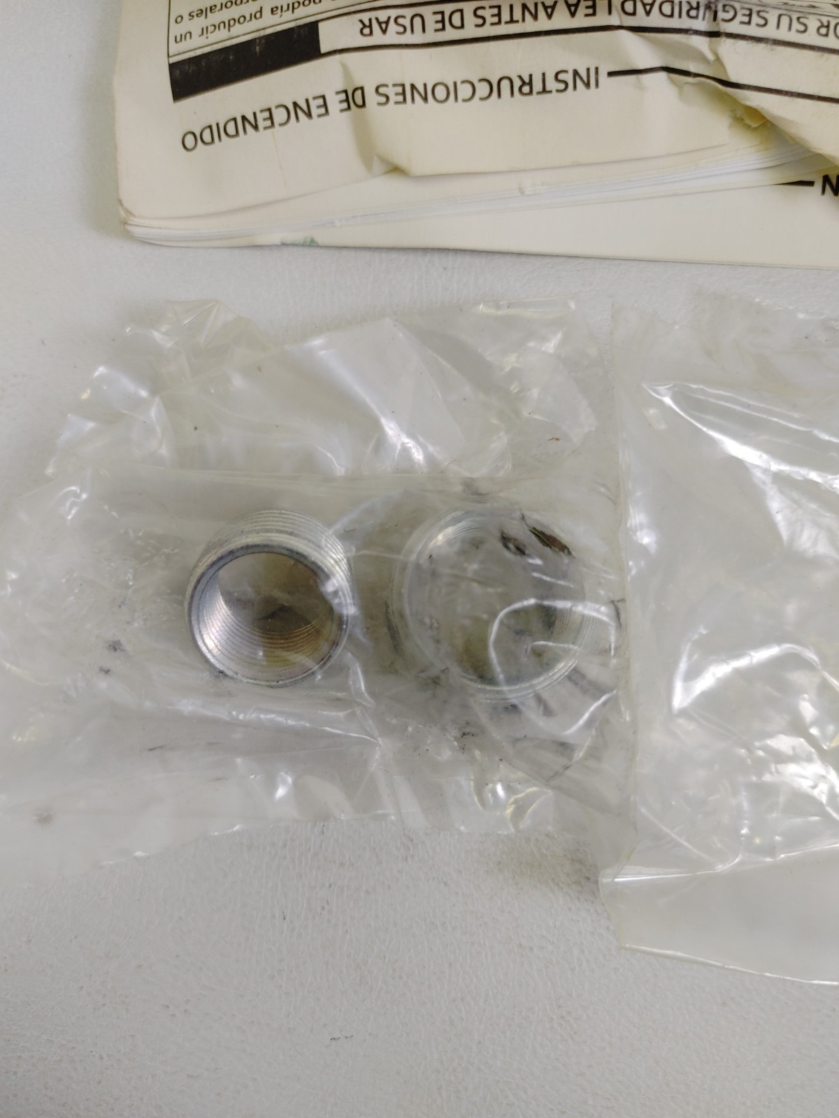 White-Rodgers Model 36H32-304 GAS VALVE UNUSED IN A WORN BOX