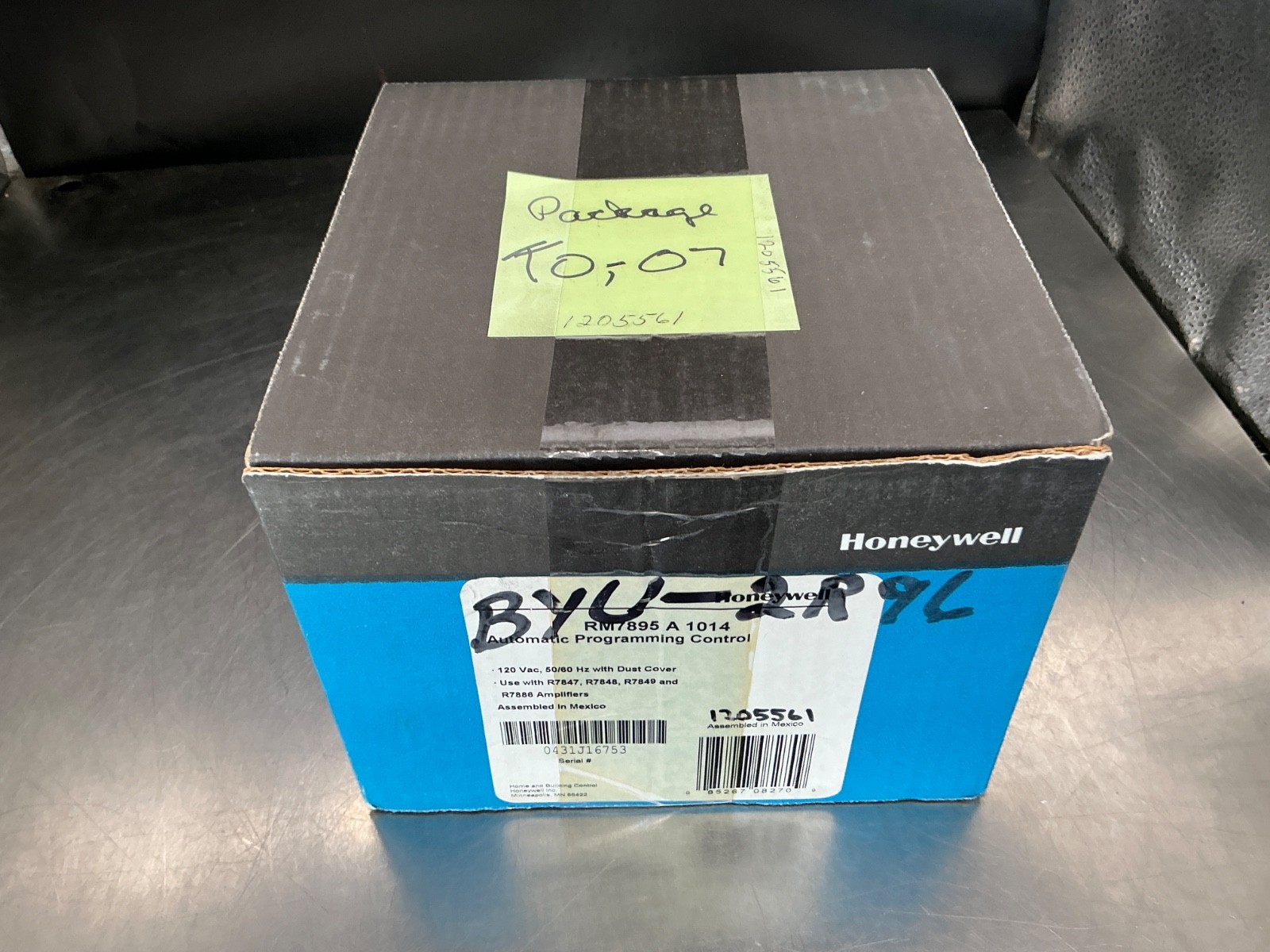 Honeywell RM7895 A 1014 On-Off Primary Burner Control