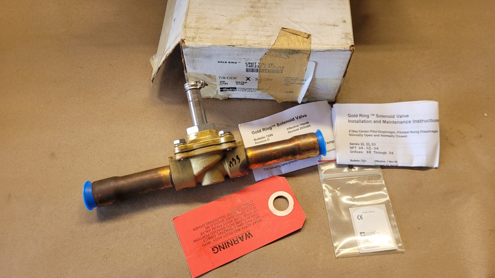 Parker 14E23C2-R1021E Gold Ring Solenoid Valve 7/8 ODF 3/4 ORIF