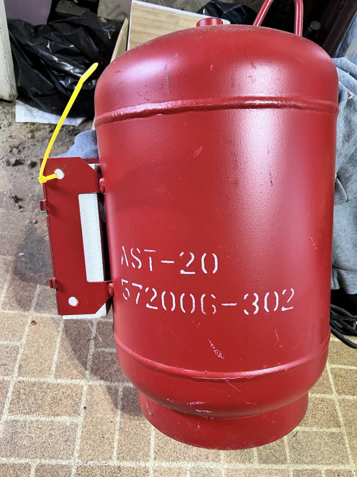 Armstrong AST-20 8 Gal Red Boiler Expansion Tank w/ Gauge Bladder Monitor