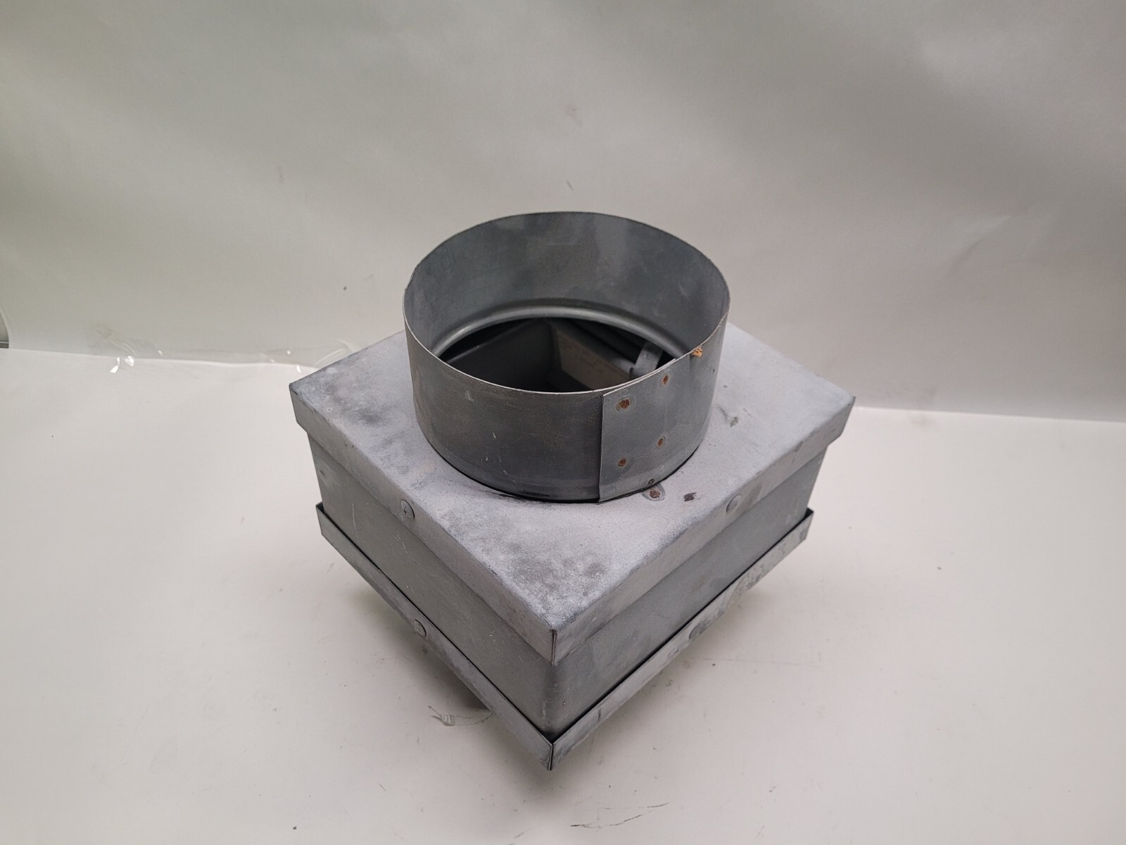 Ruskin Mfg V699063 Fire Damper 5-1/2″ (7-7/8″ x 8-5/8″ Box)