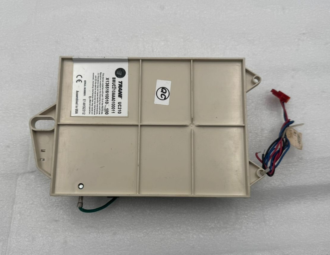 TRANE UC210 BMUC210AAA0100011 CONTROLLER