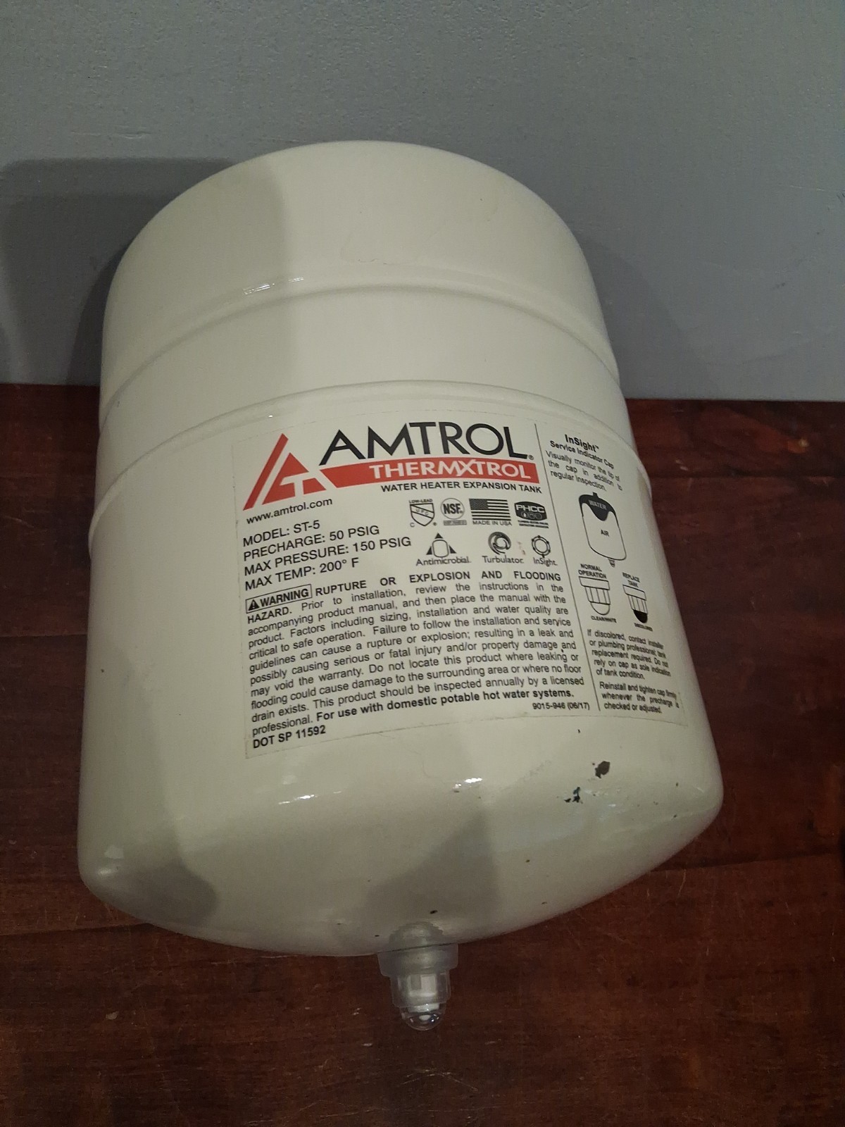 Amtrol Water Heater Expansion Tank 2.0 Gallon Volume *minor blemish* ST-5 L16
