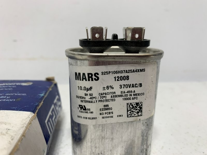 Mars 12008 Motor Run Capacitor 10 MFD 370VAC Oval