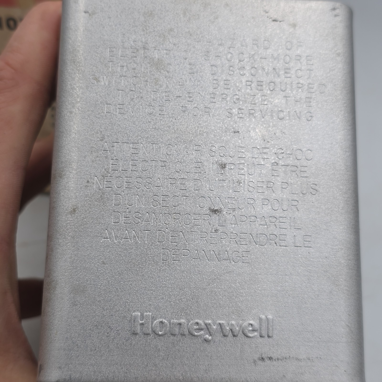 Honeywell M836B 1033 Damper Motor Actuator | 24V | Auxiliary Switch