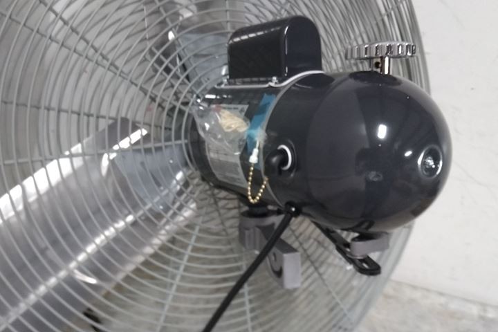Dayton 1VCF4D 1/2 HP 1100/850 RPM 115VAC 30 In Blade Dia Industrial Fan