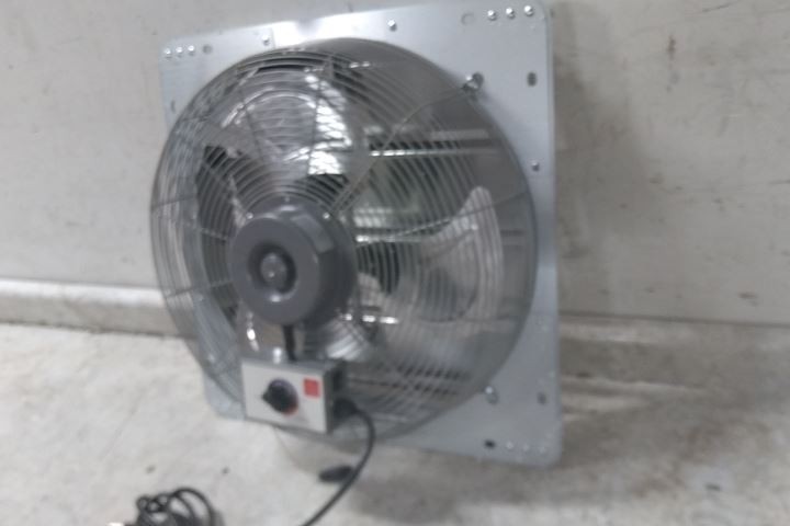 Canarm GSF3-18A 1/15 HP 120VAC 18 In Blade Diameter Galvanized Shutter Fan