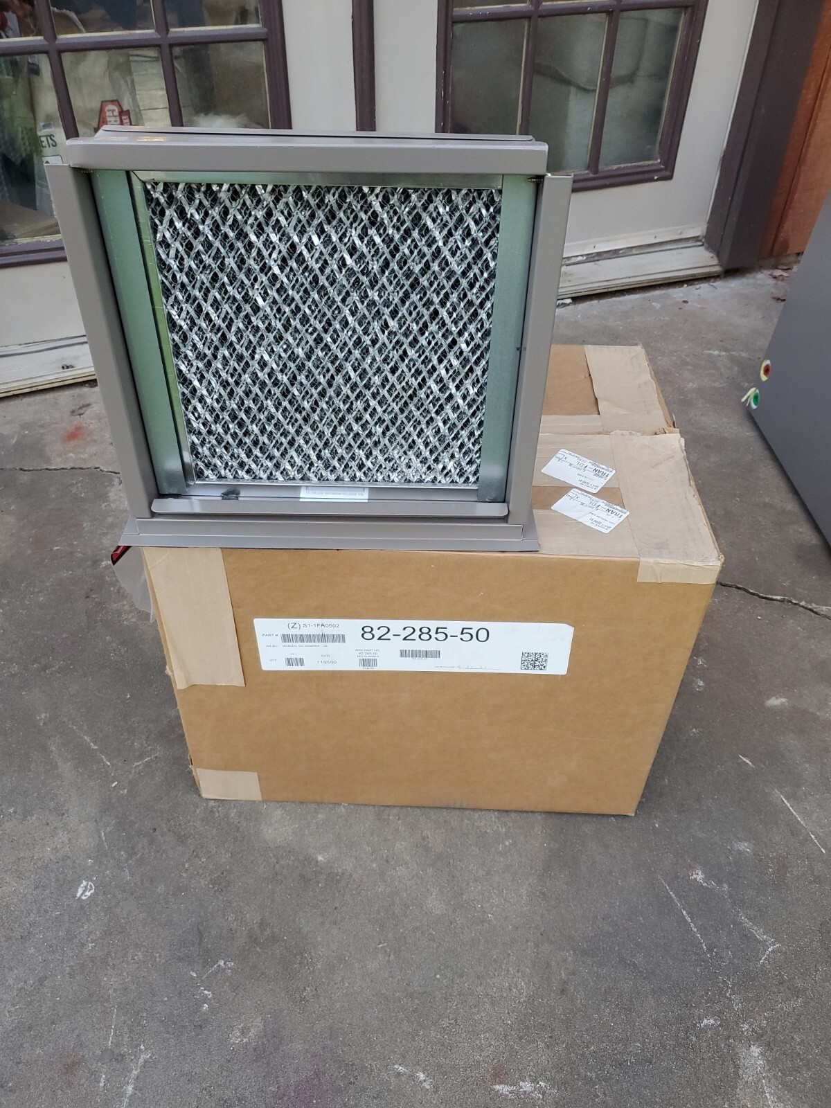 Large Manual York OA Damper 82-285-50 NIB S1-1FA0502 outside air 0-35%