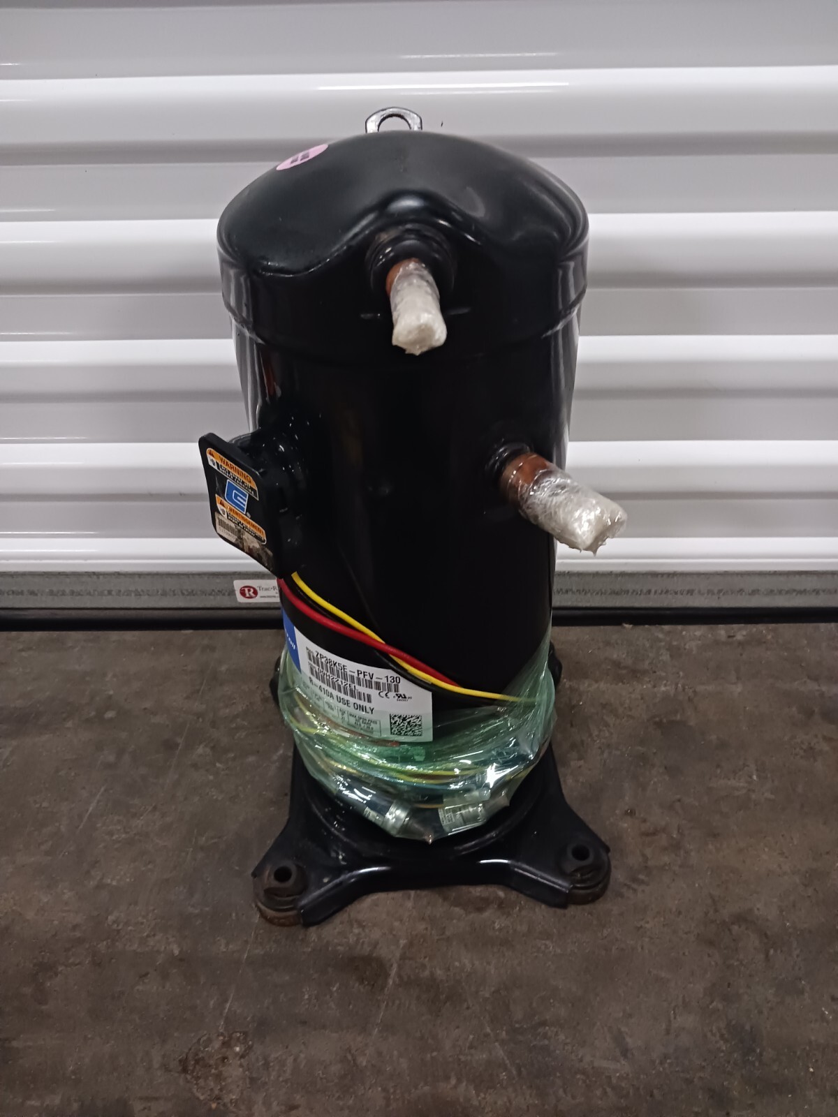 COPELAND Scroll ZP38K5E-PFV-130 37,800 BTU 230V 1PH 60HZ R-410A only (Loc: S4T2)