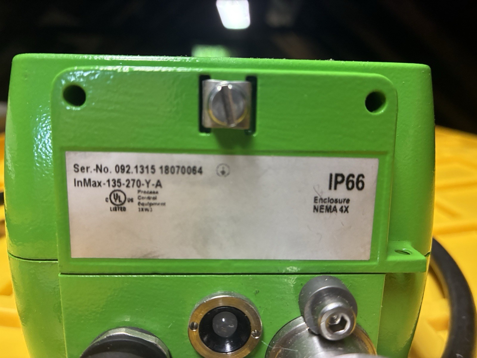 *One*Schischek InMax-135-270-Y-A Non-Spring Return Damper Actuator 24-240V IP66