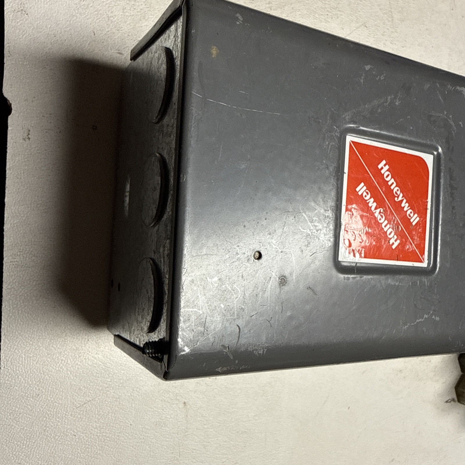 Honeywell L7224U-1002 Electronic Oil Aquastat