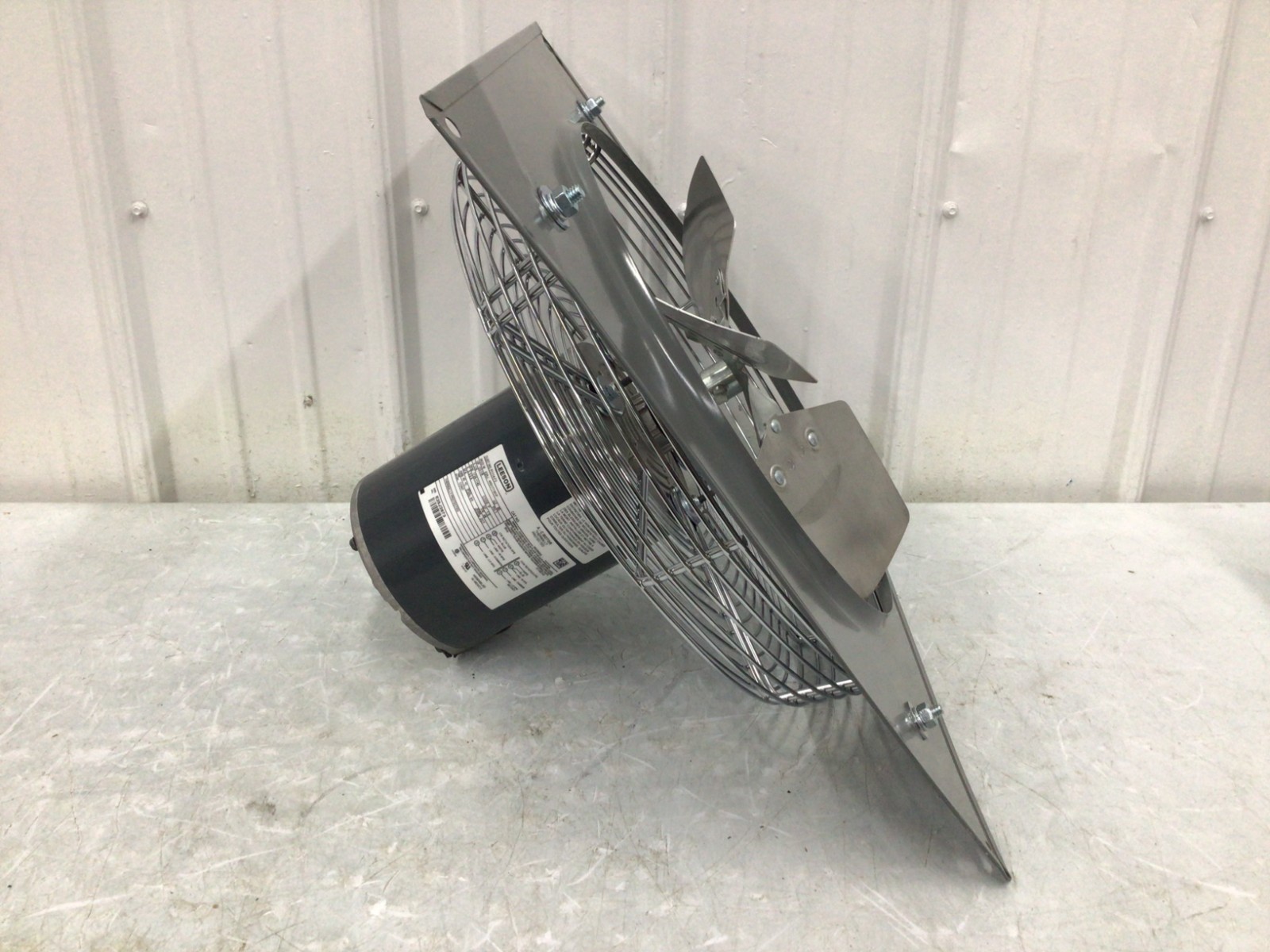 CANARM – P14-3 Direct Drive 14 in Blade Exhaust Fan 115V AC, 1 ph