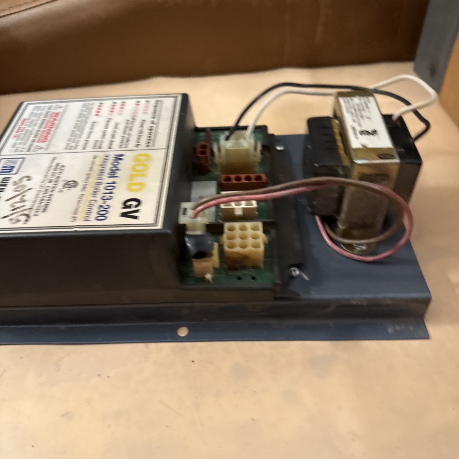 Weil McLain 1013-200 Gold GV Integrated Boiler Control Board 511-330-088 Tested