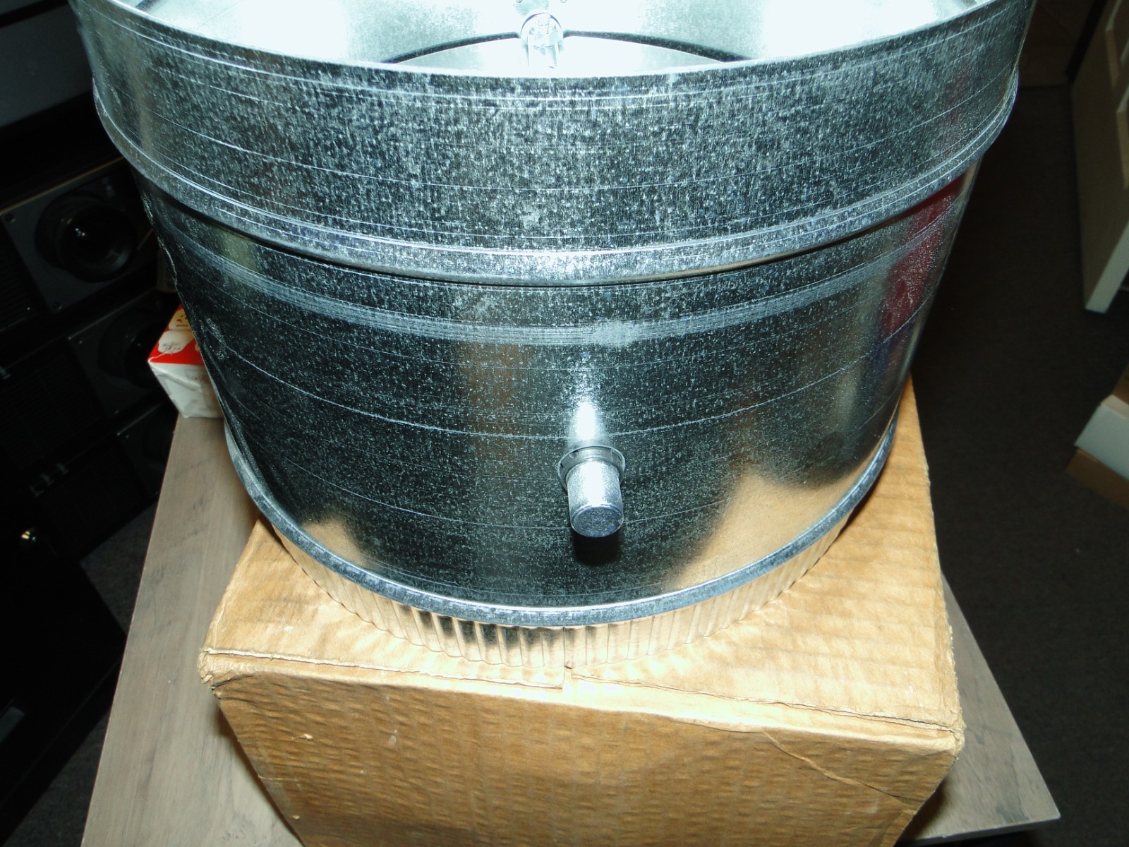 YOUNG REGULATOR COMPANY ROUND BALANCING DAMPER 10″ MODEL# 5020-NSW NEW
