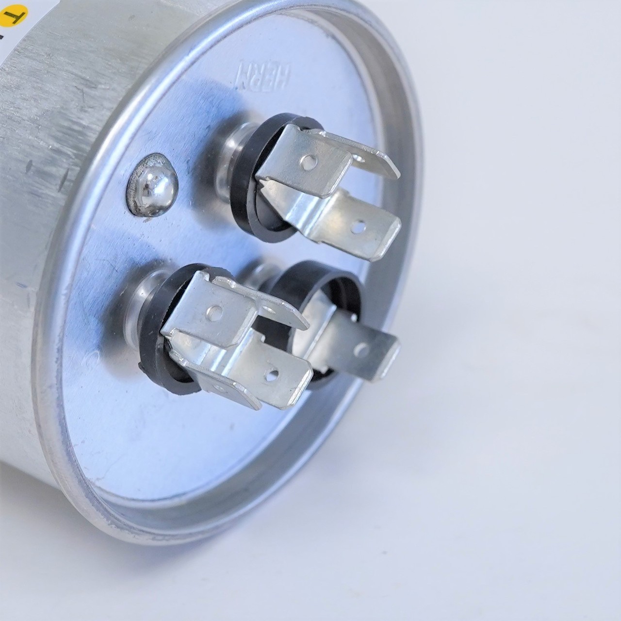 TitanPro TRCFD455 HVAC Round Dual Motor Run Capacitor 45/5 MFD/UF440/370 Volts