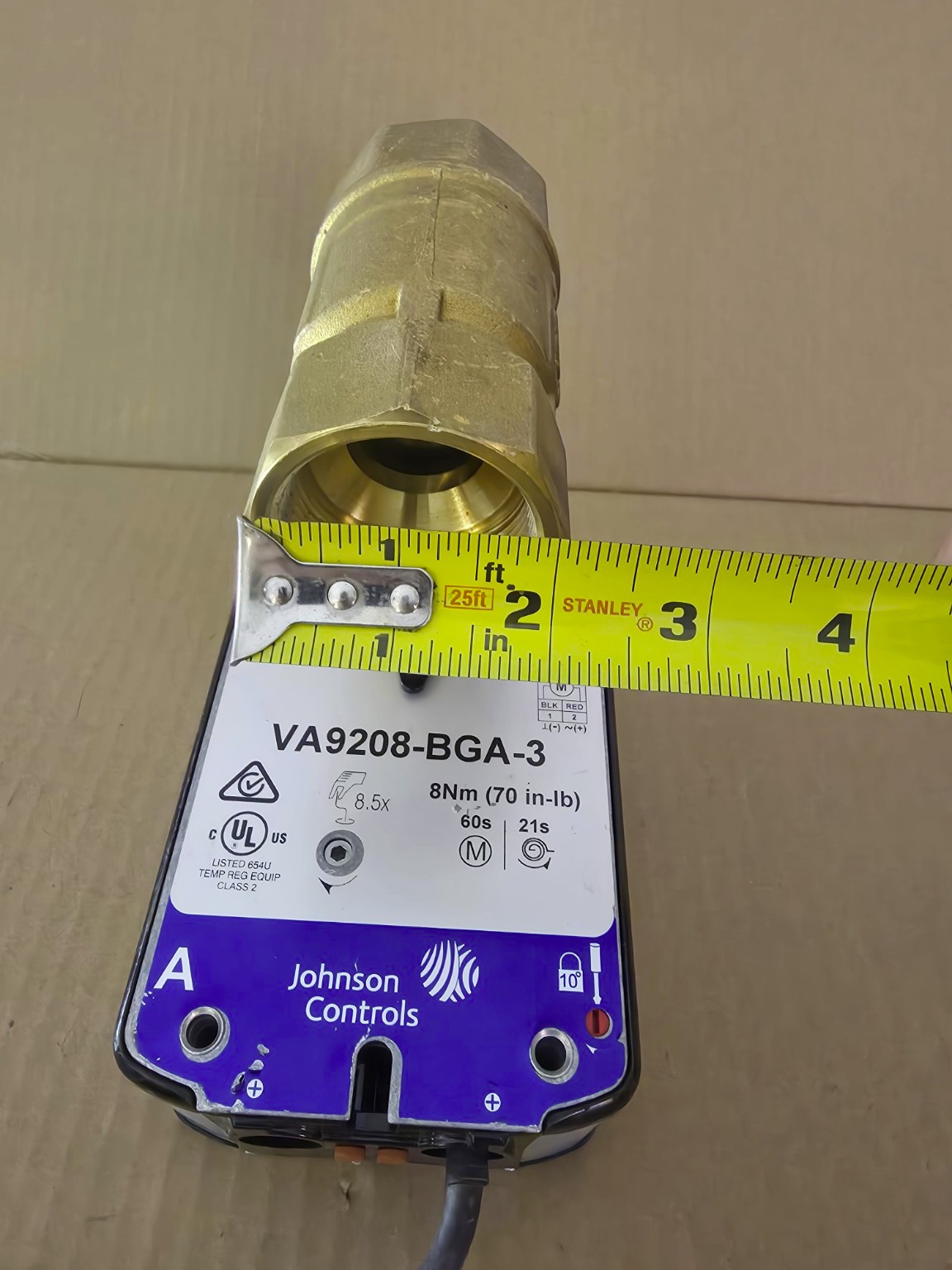 Johnson Controls VA9208-BGA-3 24V HVAC Actuated Ball Valve 2″ NPT Brass BAS
