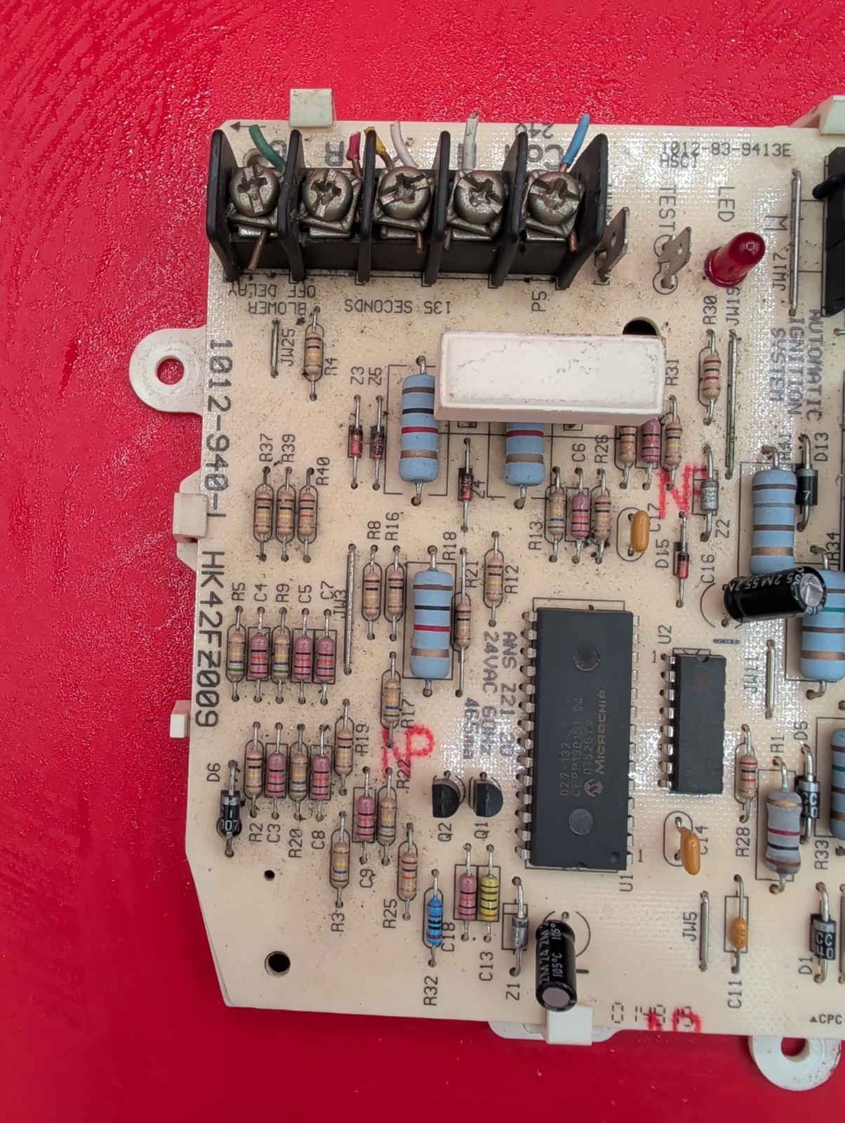 Carrier Bryant Payne HK42FZ009 Furnace Control Board HSCI 1012-940-L
