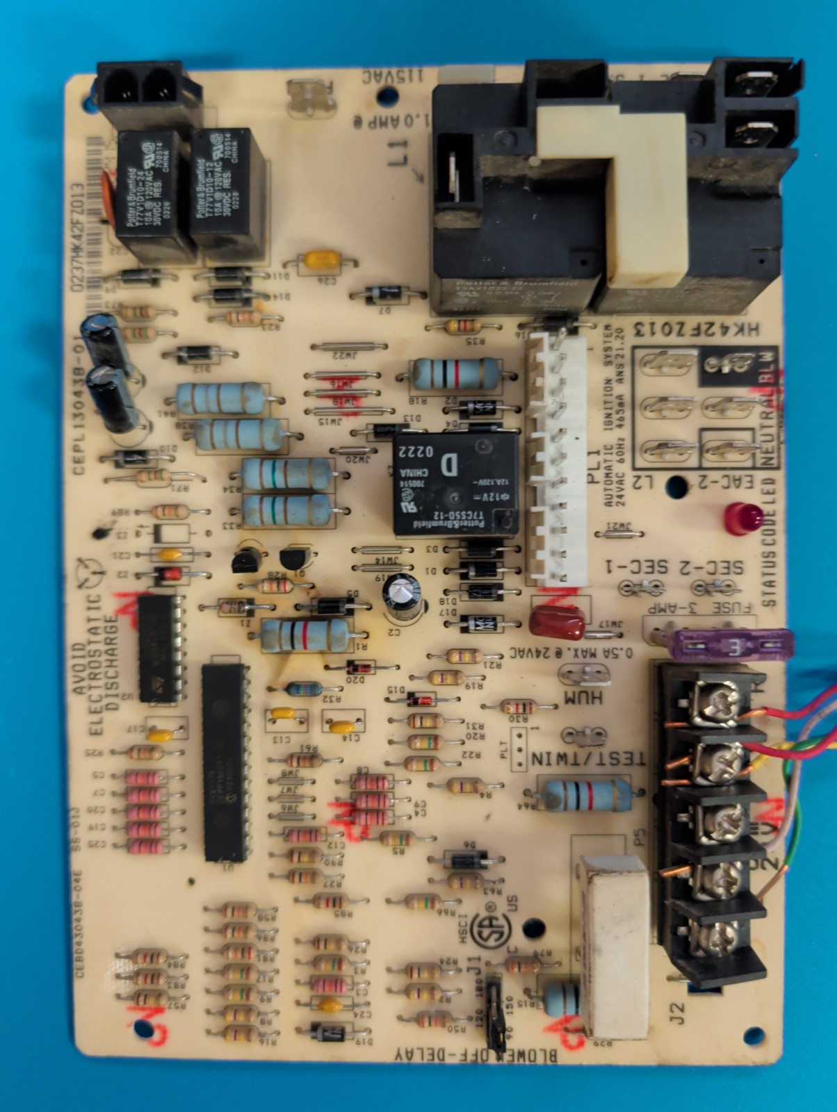 Carrier Bryant Payne CEPL130438-01 Control Circuit Board HK42FZ013