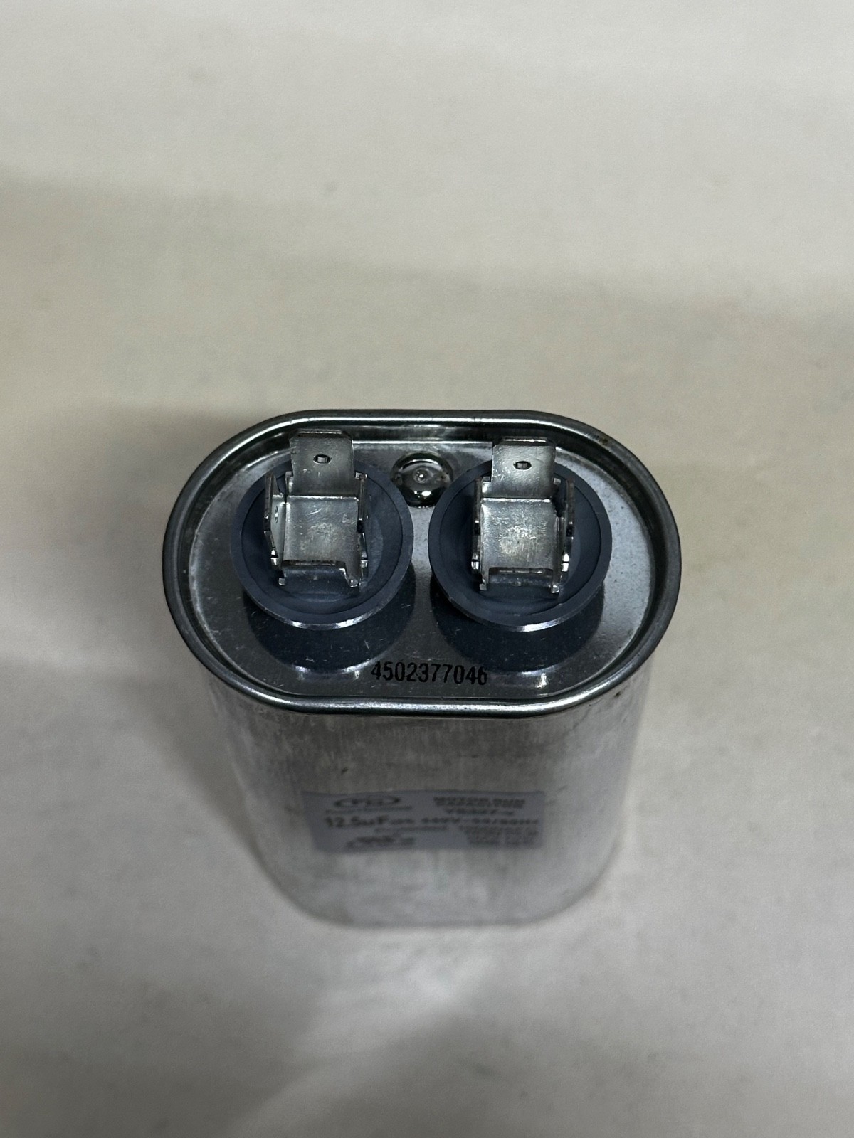 First Choice Capacitor Lennox Part Number Y5327 Run Capacitor 12.5 uF 440V Oval